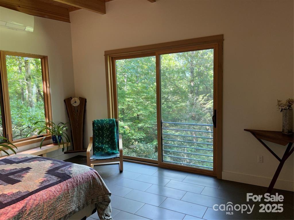 448 Mt. Mitchell Drive Property Photo 21