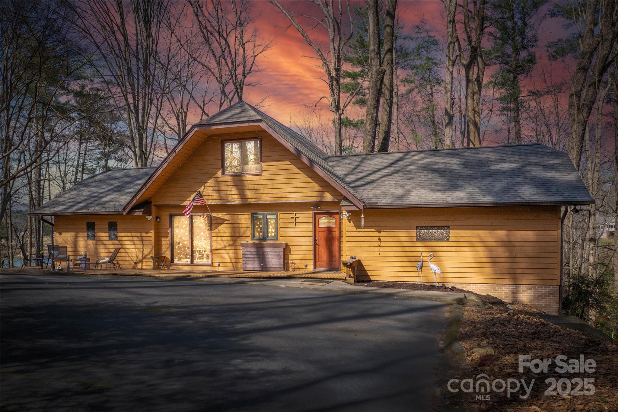 396 Lake Hills Drive Property Photo