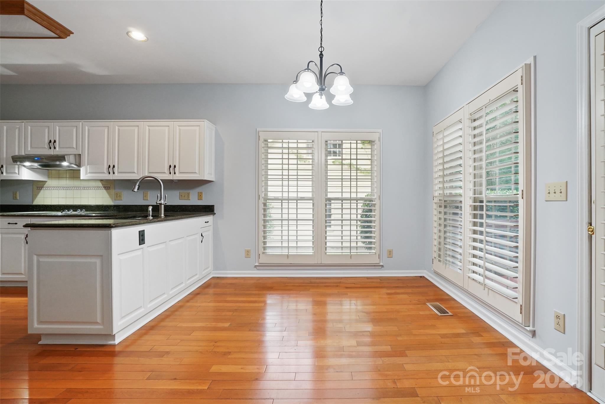 8731 Sheltonham Way Property Photo 10