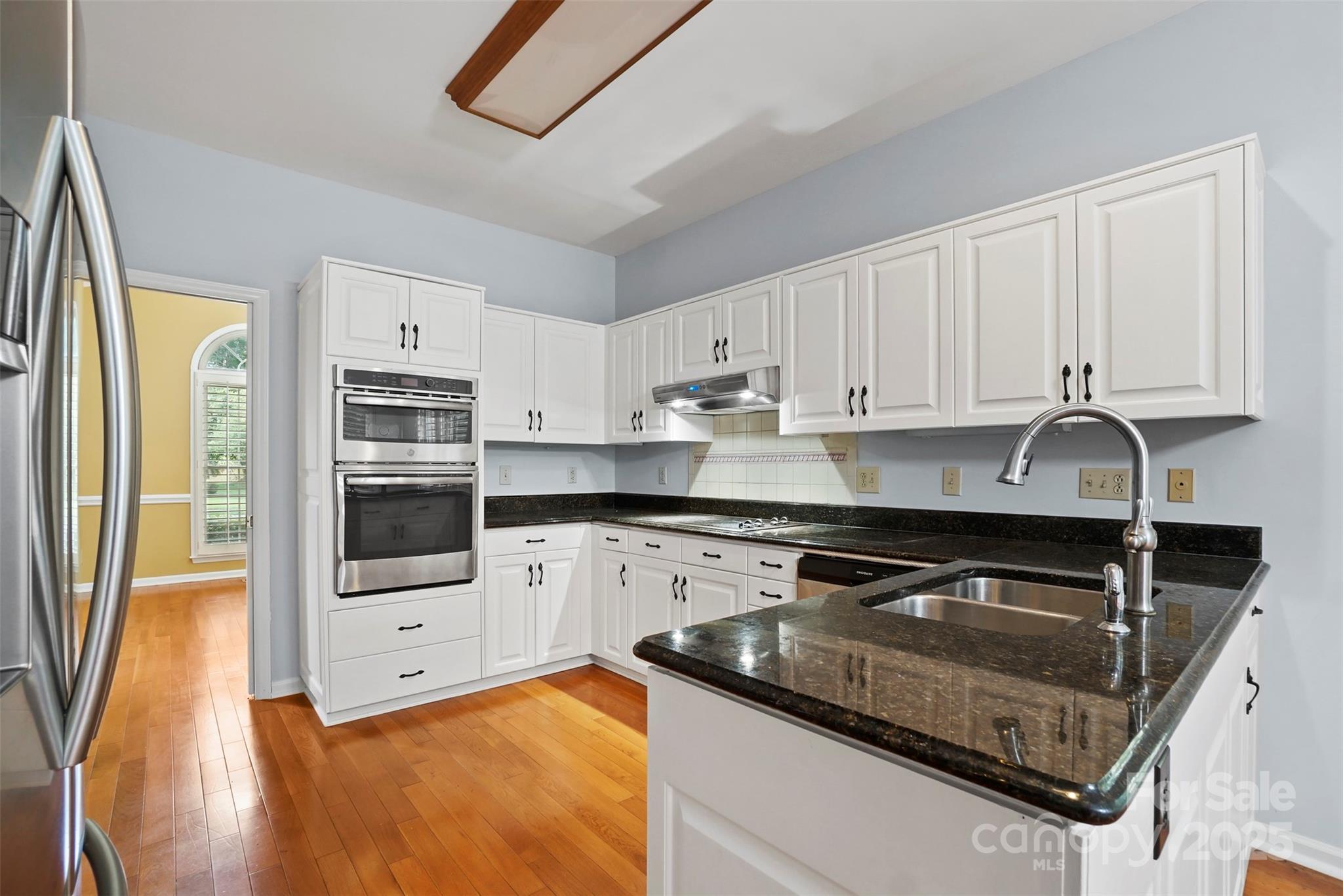 8731 Sheltonham Way Property Photo 13