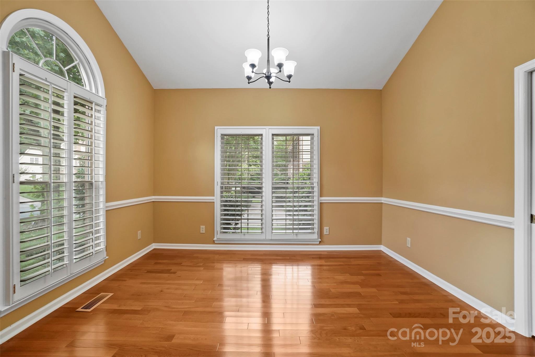 8731 Sheltonham Way Property Photo 16