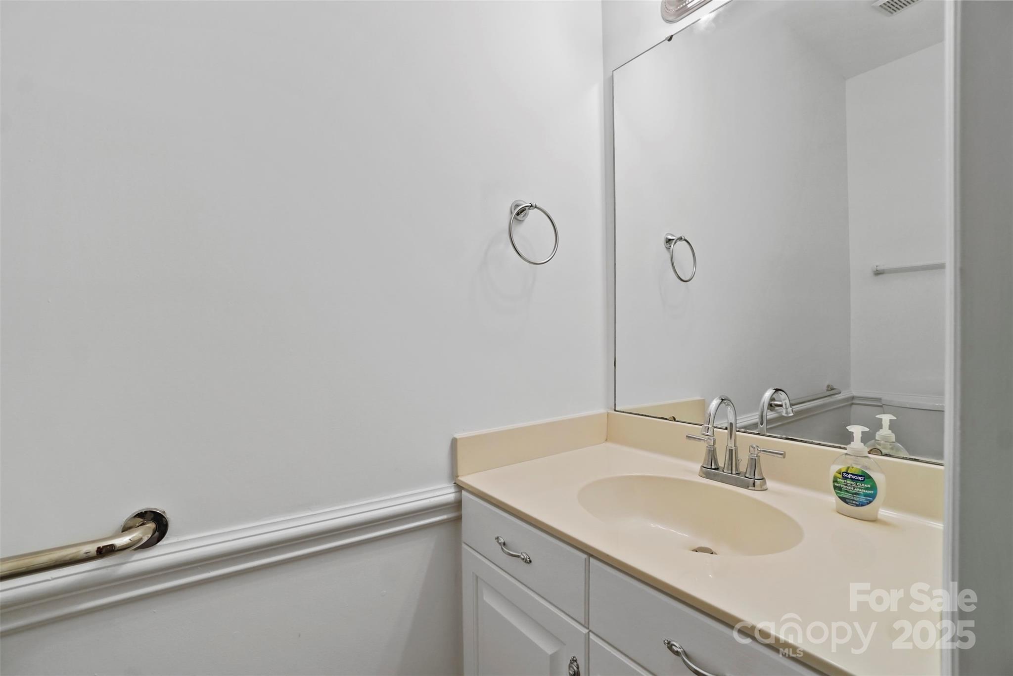 8731 Sheltonham Way Property Photo 18
