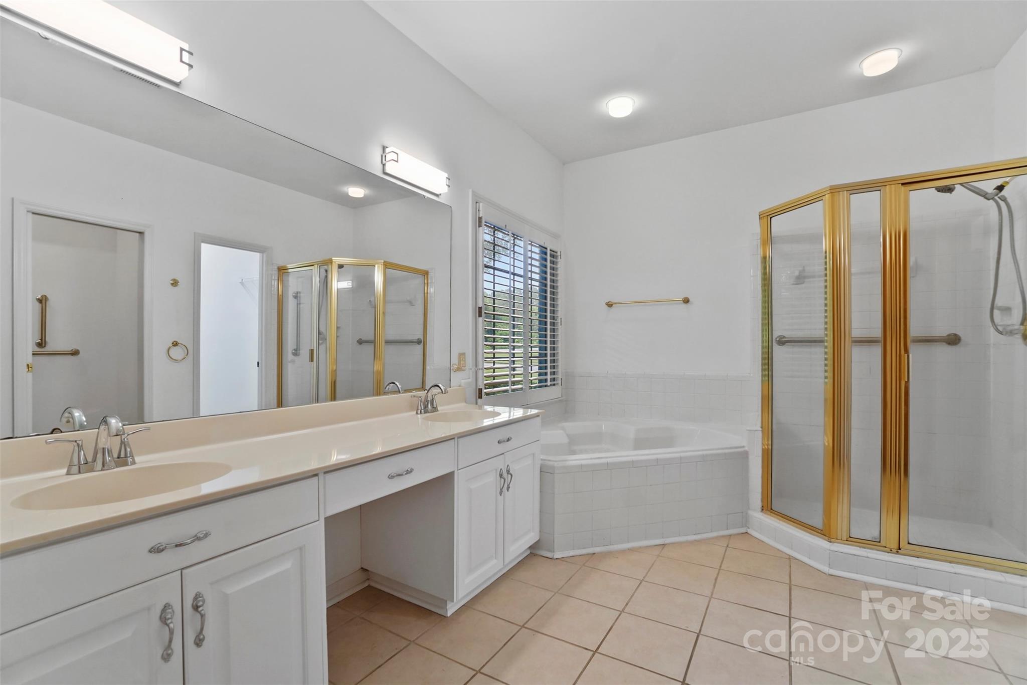 8731 Sheltonham Way Property Photo 22