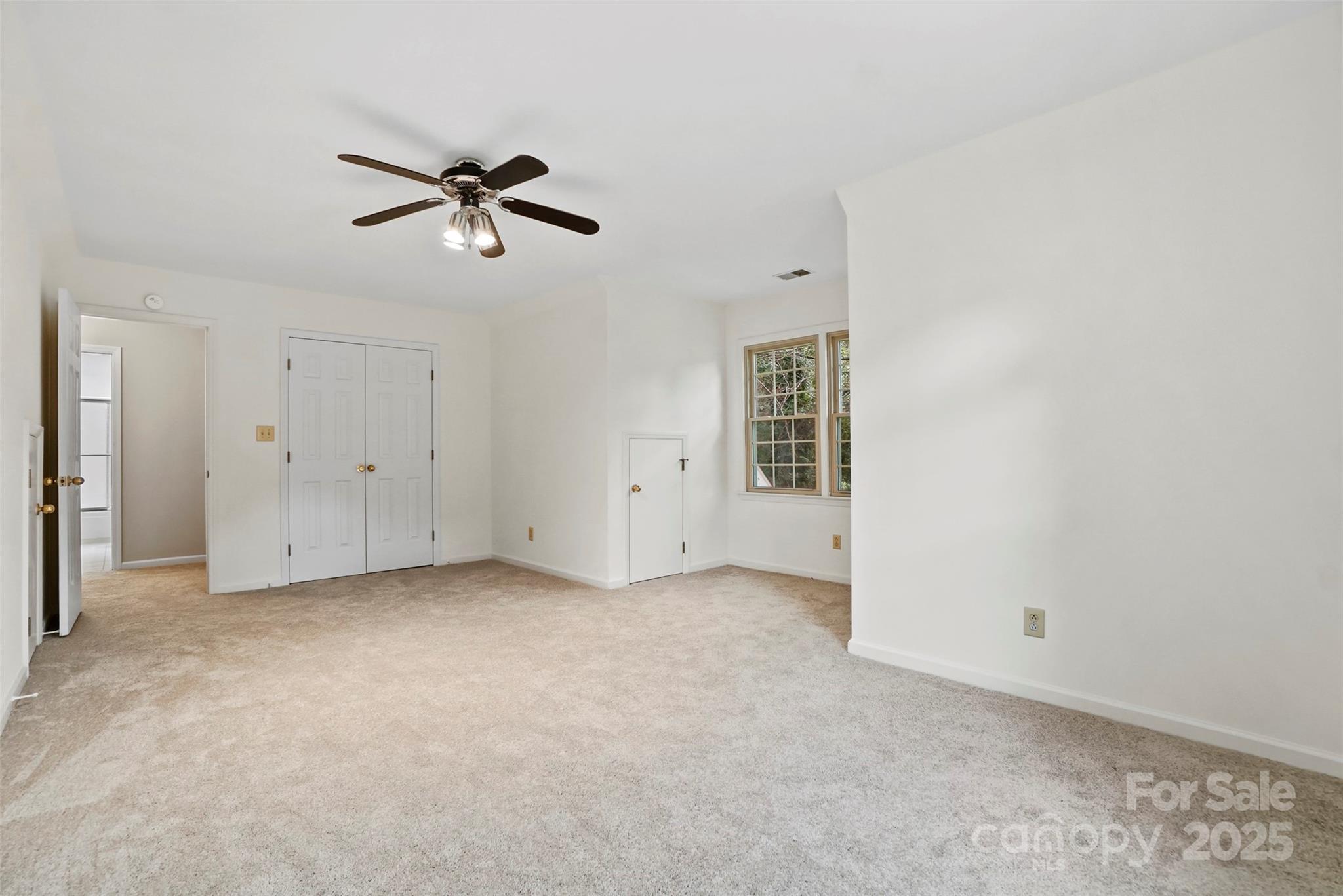 8731 Sheltonham Way Property Photo 28