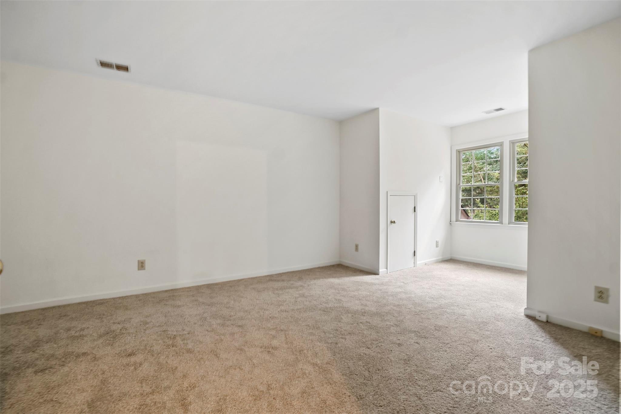 8731 Sheltonham Way Property Photo 31