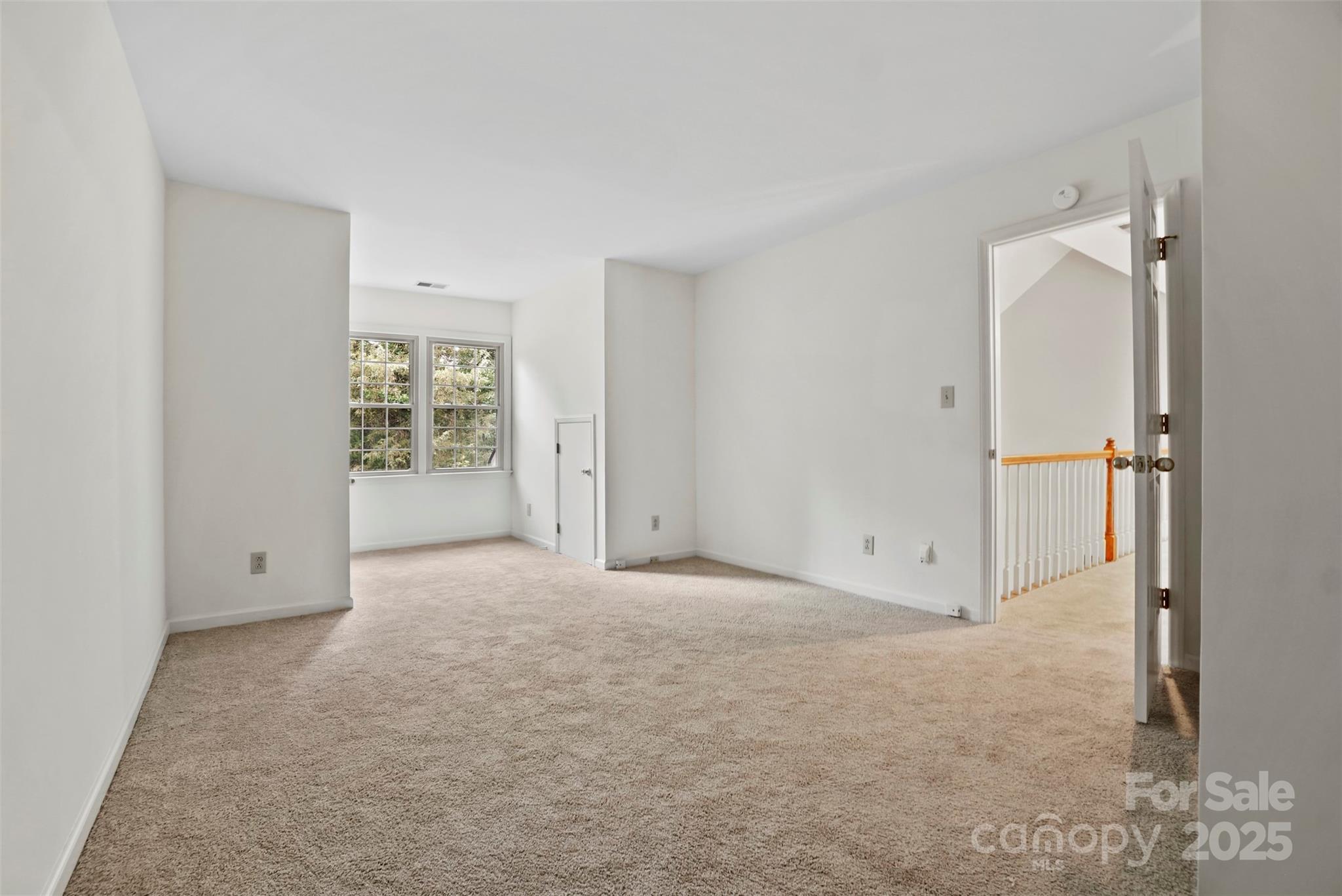 8731 Sheltonham Way Property Photo 32