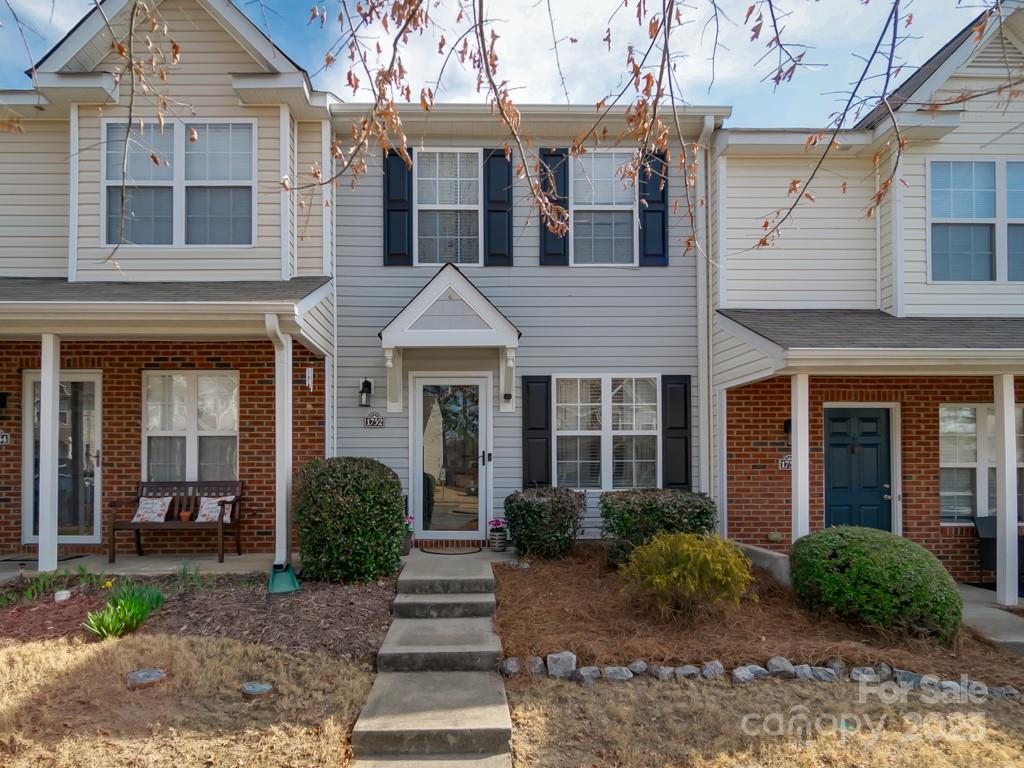1752 Hidden Creek Drive Property Photo