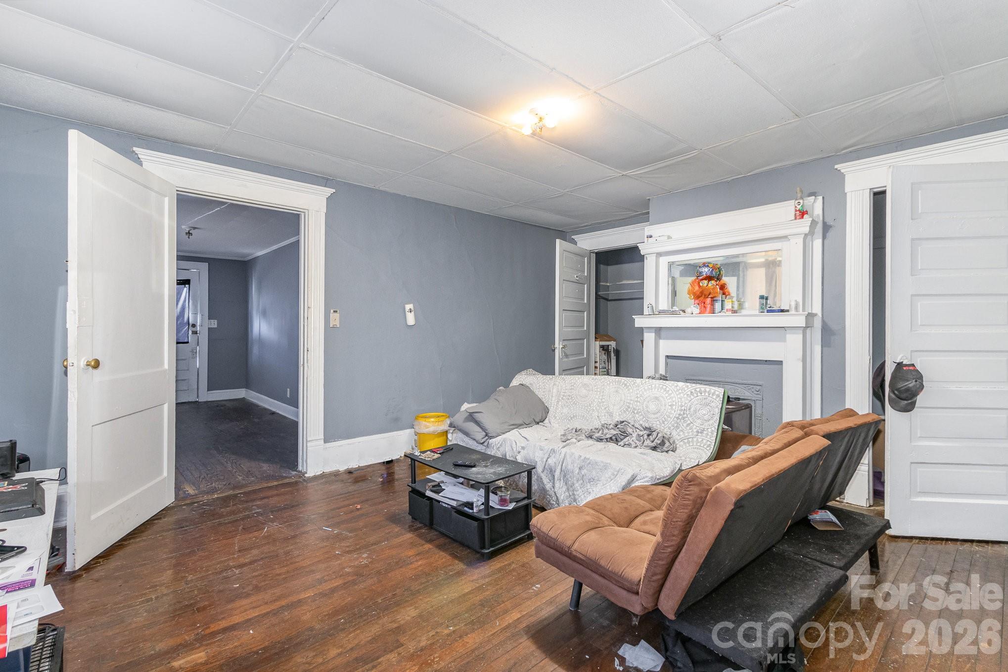 616 N Mebane Street Property Photo 8