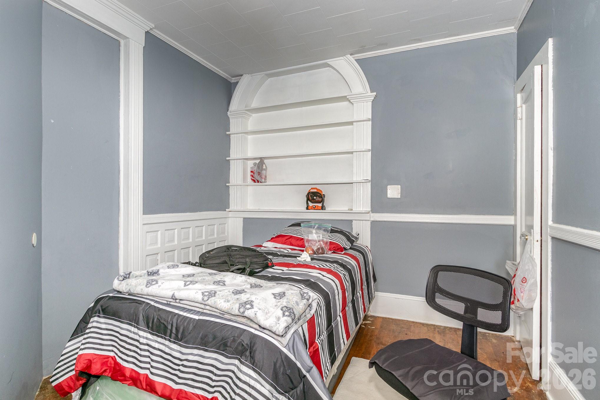 616 N Mebane Street Property Photo 19