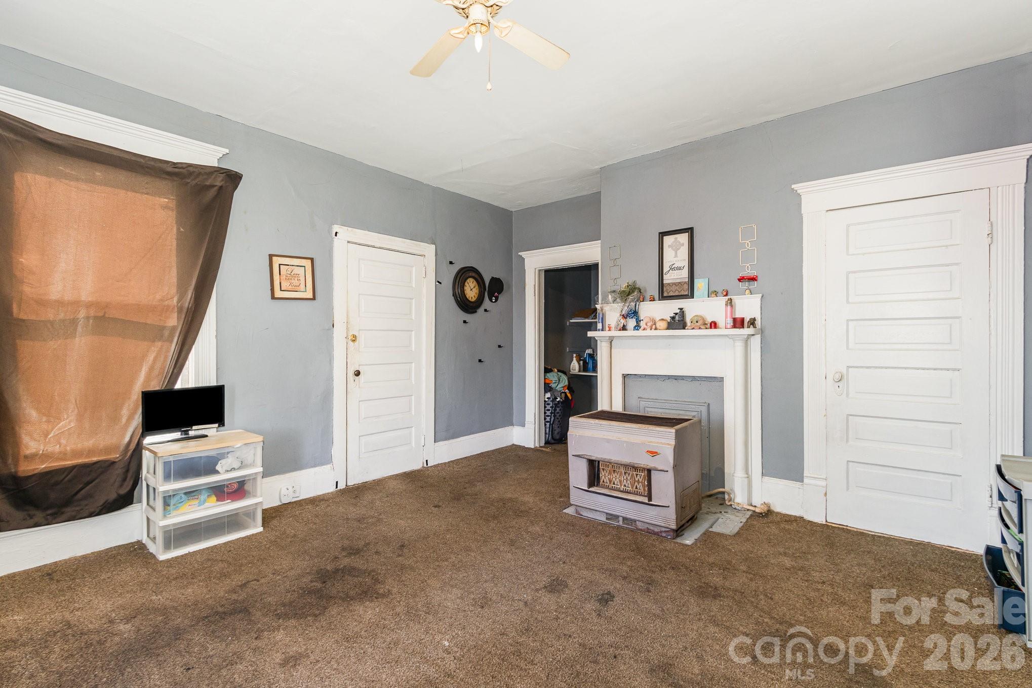 616 N Mebane Street Property Photo 25
