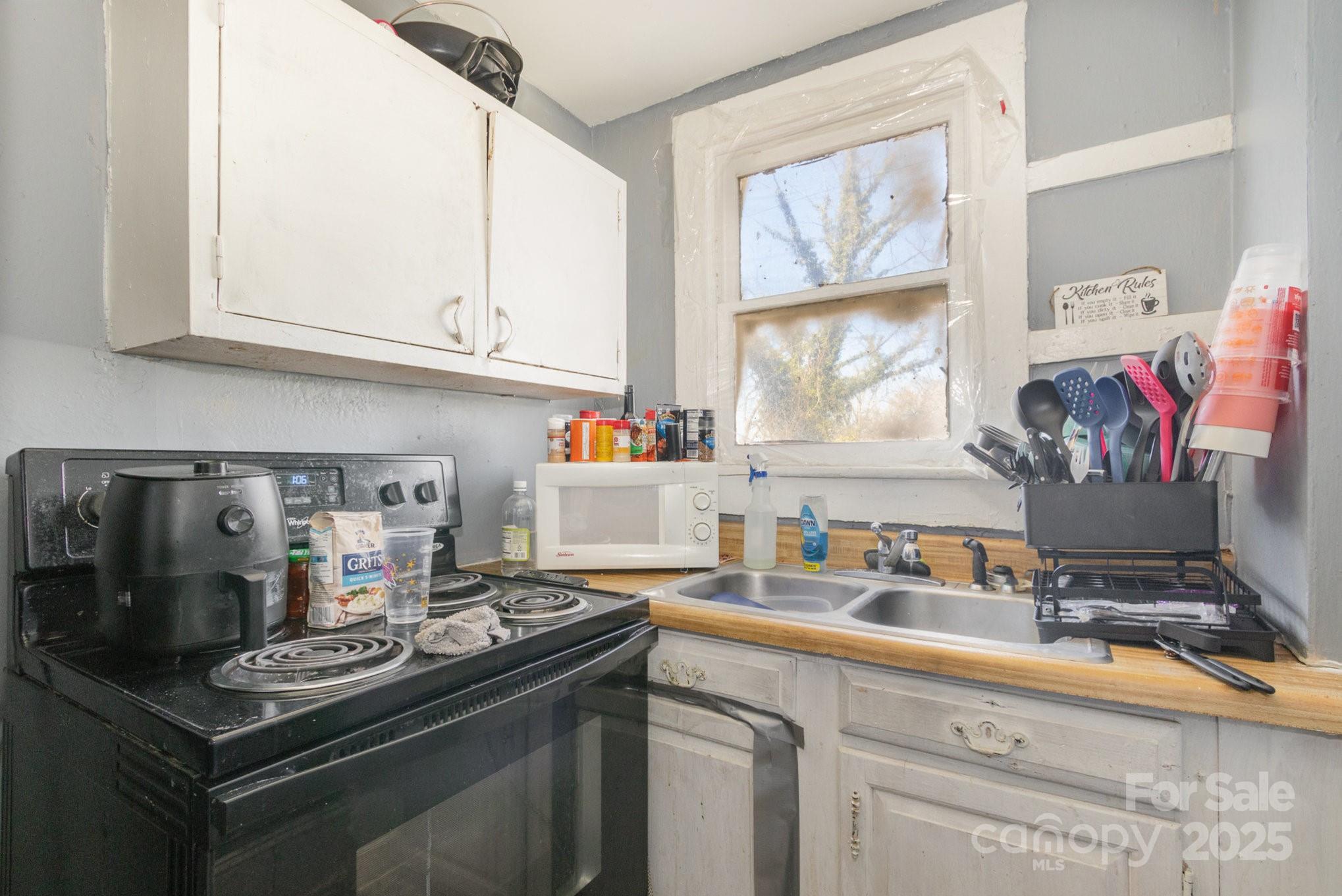 616 N Mebane Street Property Photo 30