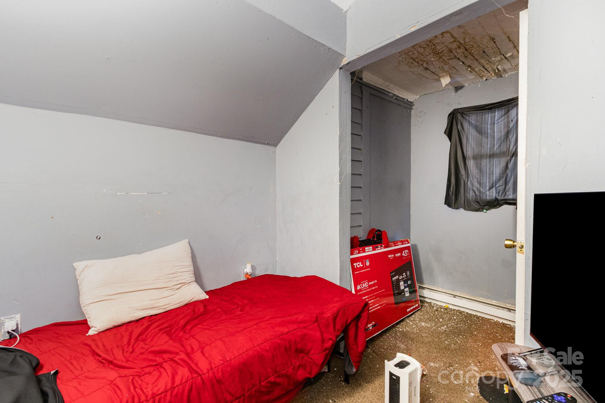 616 N Mebane Street Property Photo 33