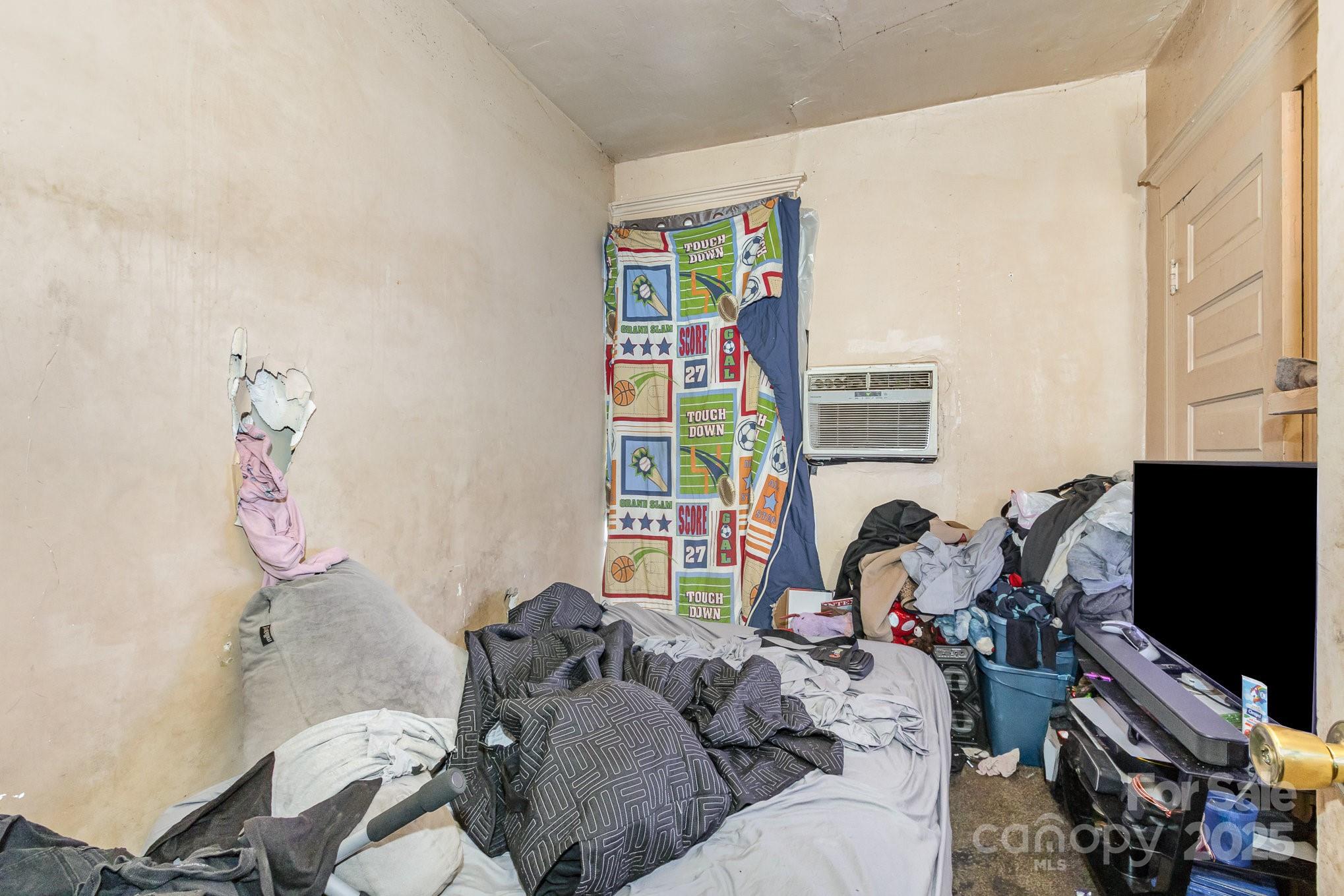 616 N Mebane Street Property Photo 41