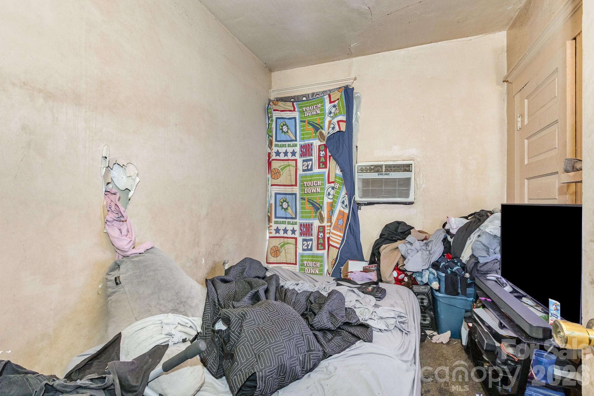 616 N Mebane Street Property Photo 41