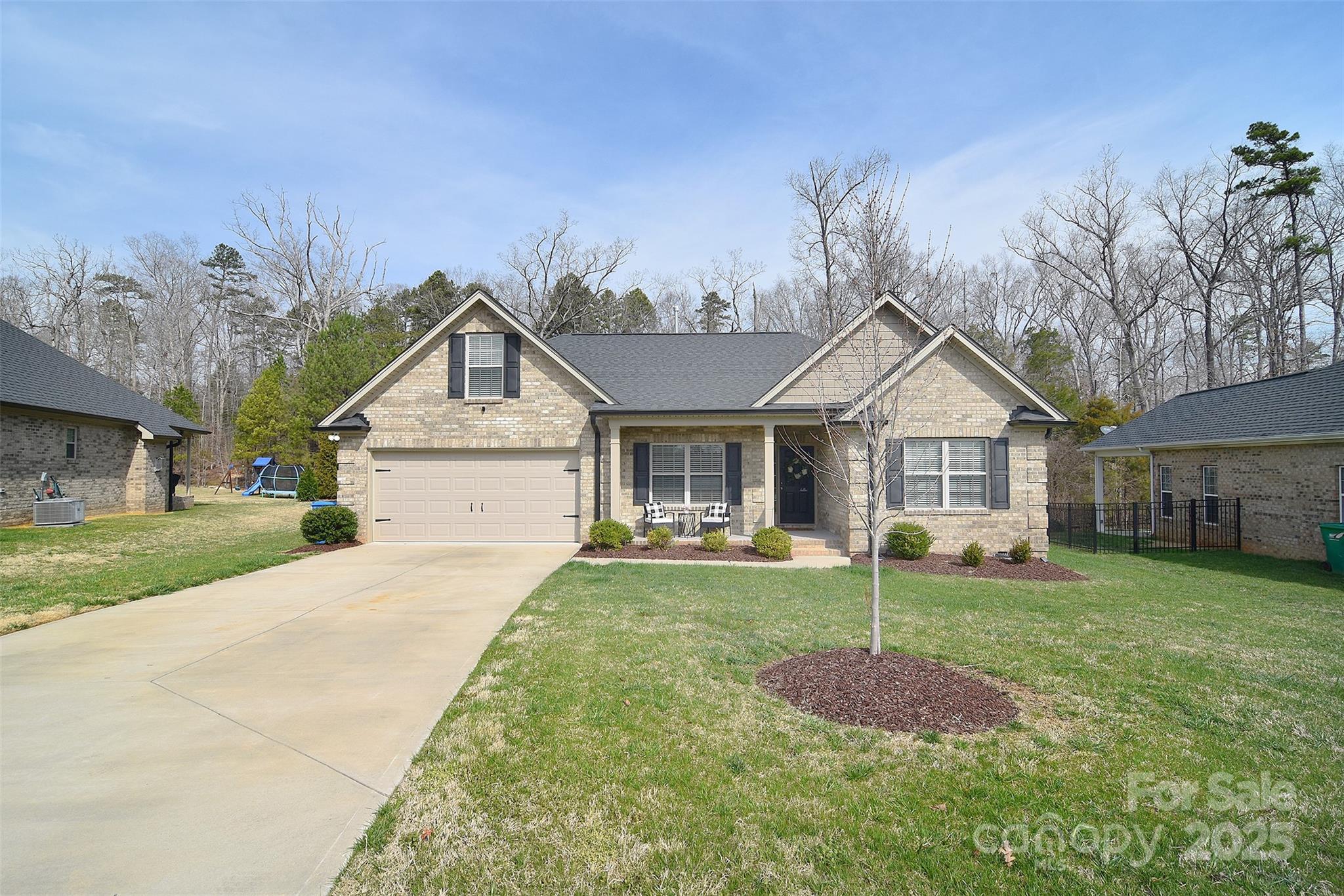 12889 Hill Pine Road Property Photo