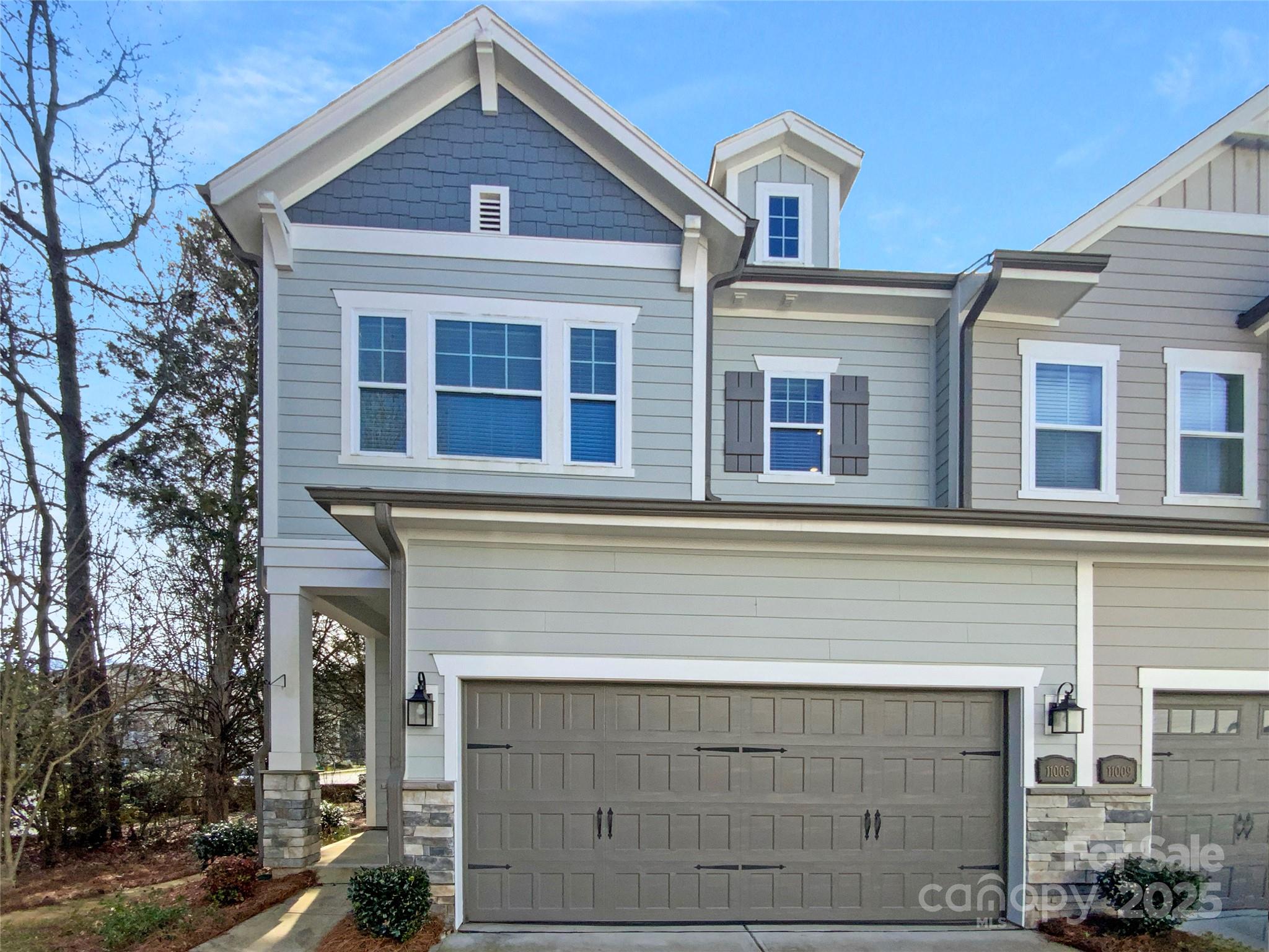 11005 Cobb Creek Court Property Photo 1