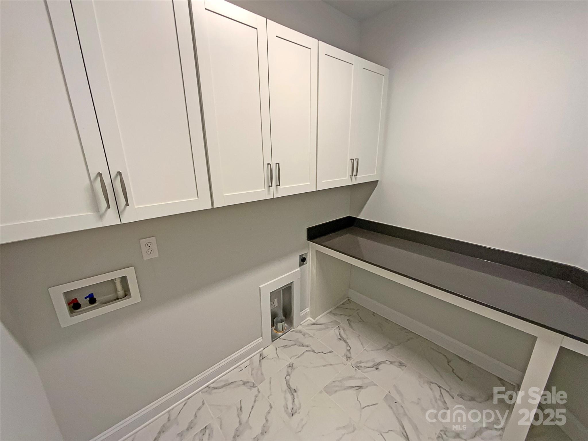 11005 Cobb Creek Court Property Photo 12