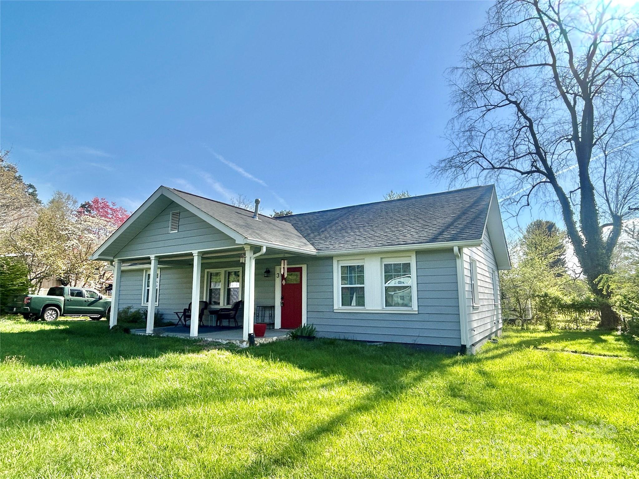 3 Moody Avenue Property Photo 1