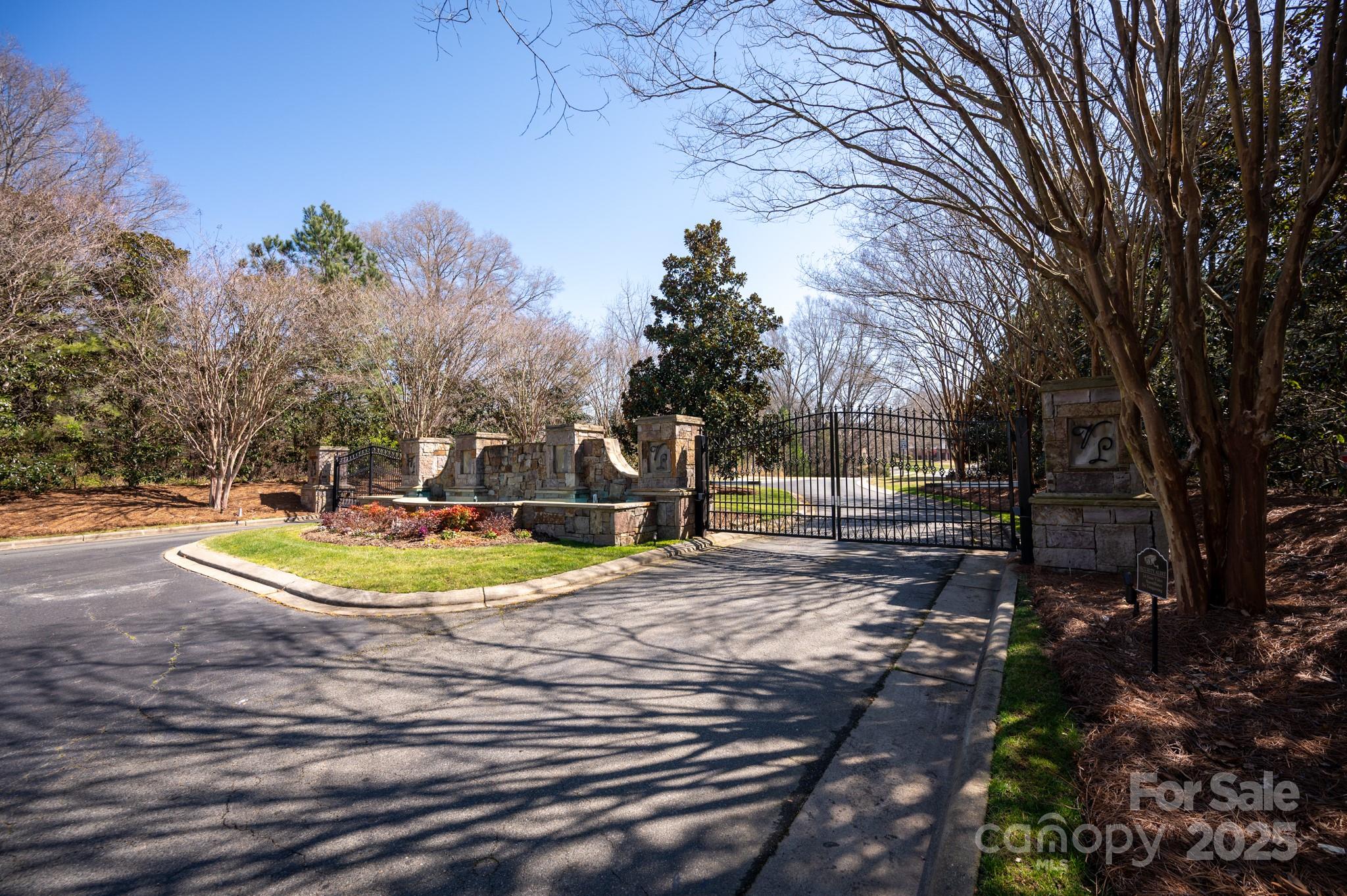 8328 Victoria Lake Drive Property Photo 40