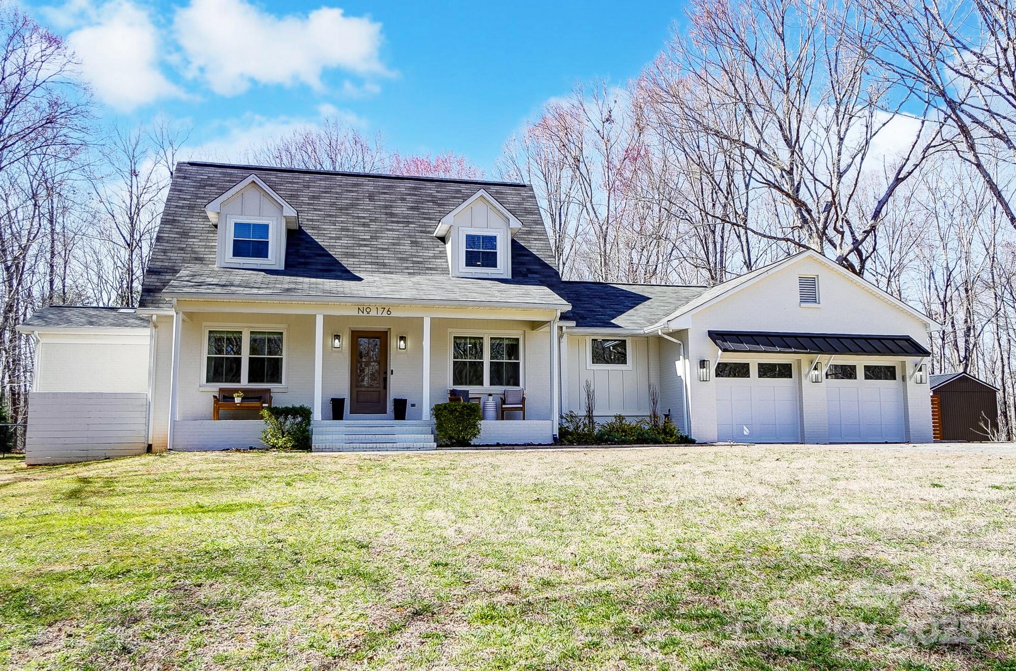 176 Chestnut Lane Property Photo