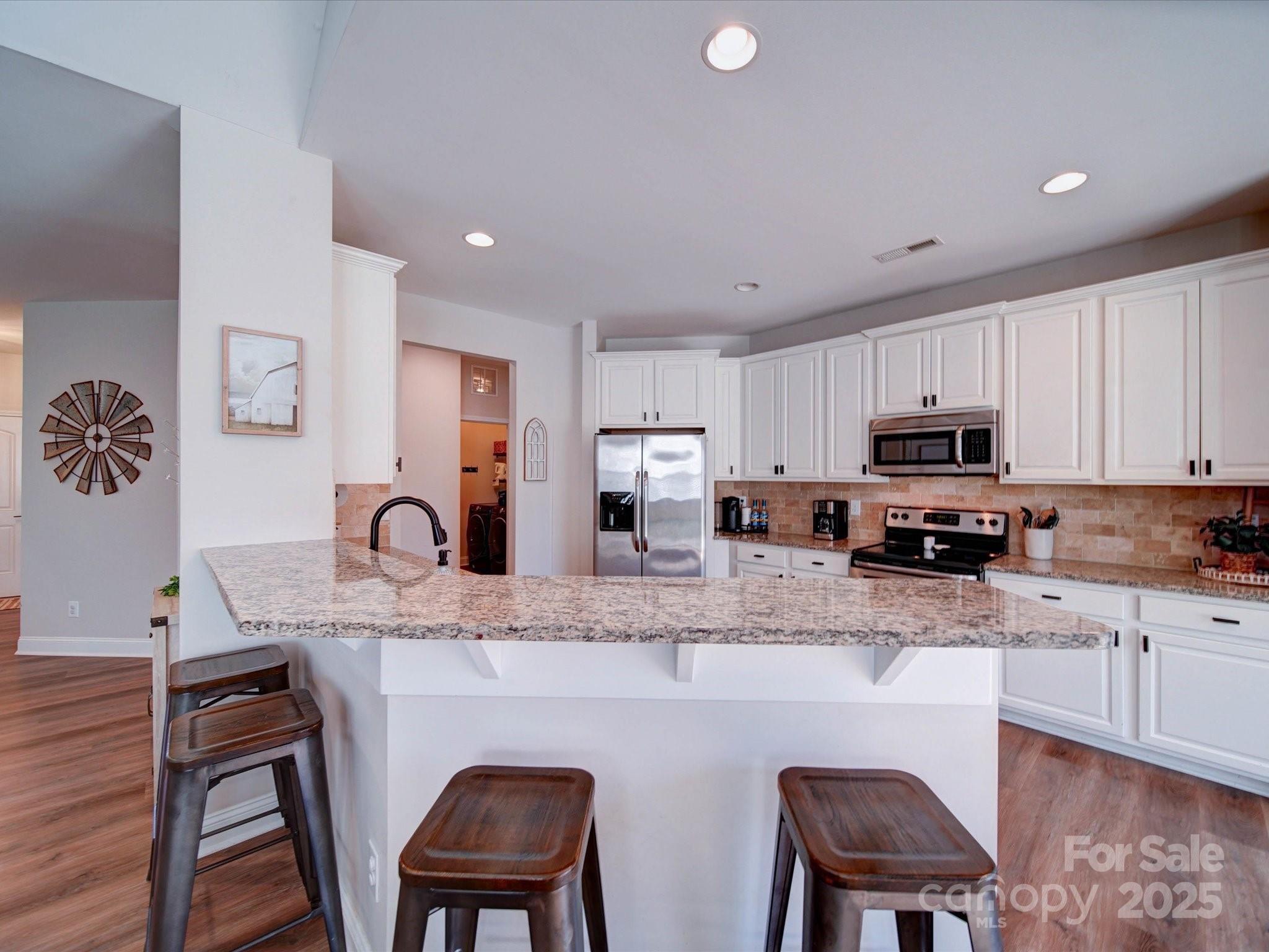 572 Church Street Property Photo 20