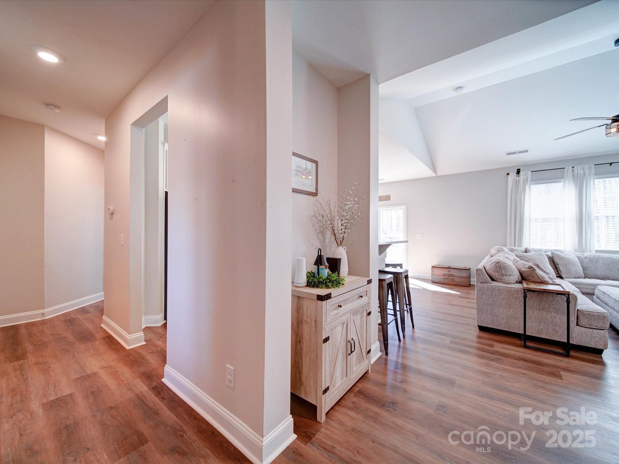 572 Church Street Property Photo 26