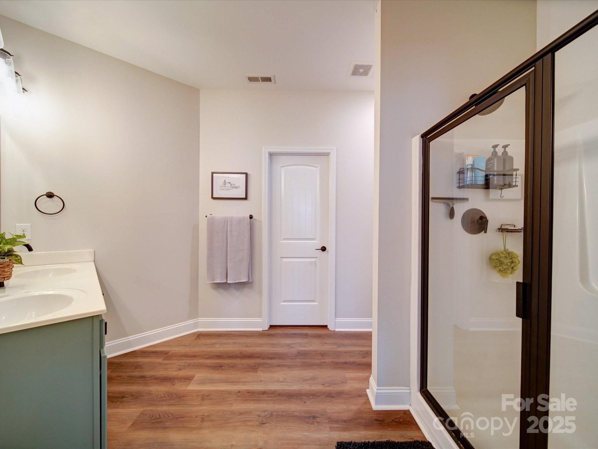 572 Church Street Property Photo 31