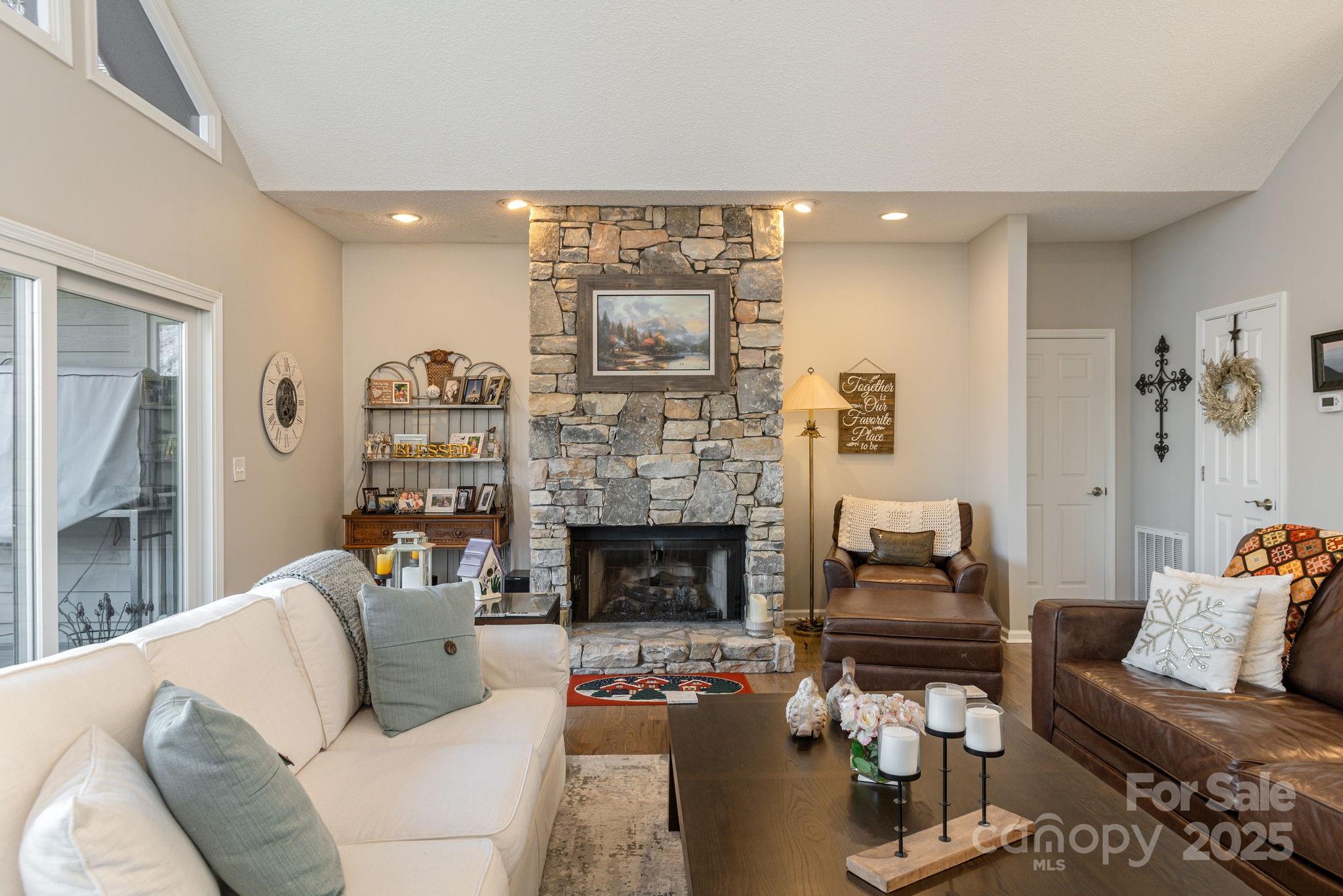 155 Poplar Loop Drive Property Photo 6