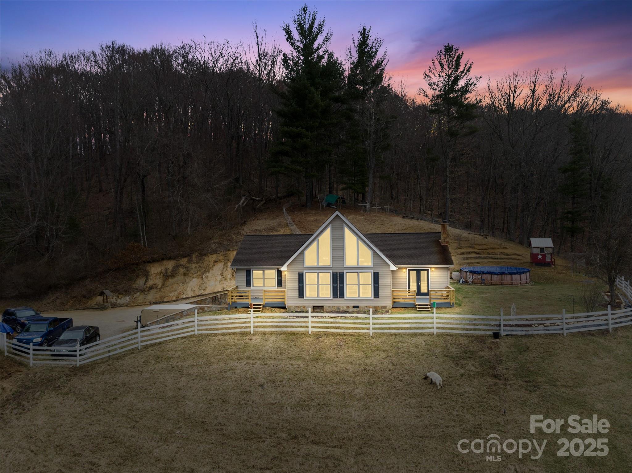 Mountain Heritage Real Estate Listings Main Image