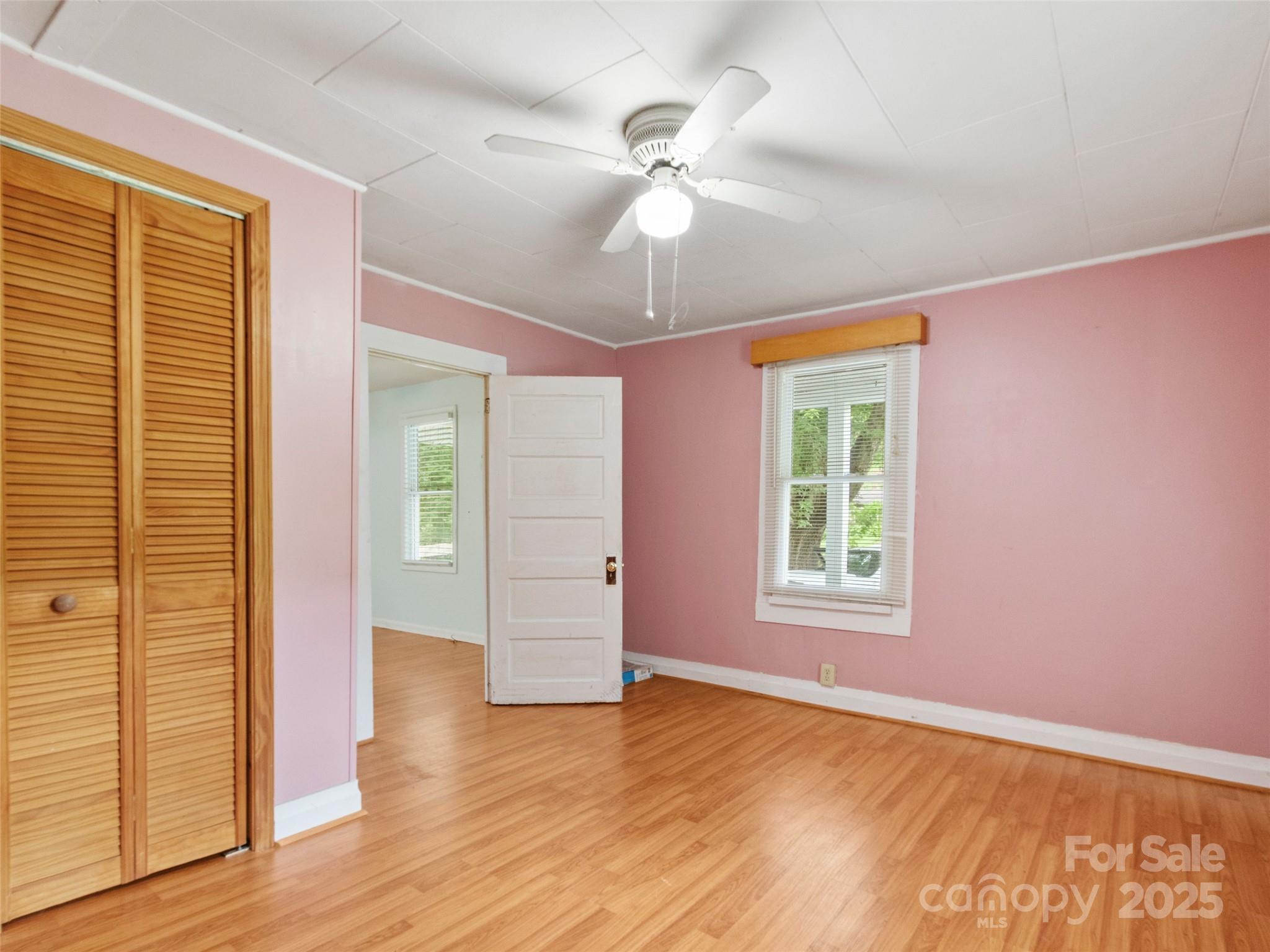 944 Georges Fork Road Property Photo 11