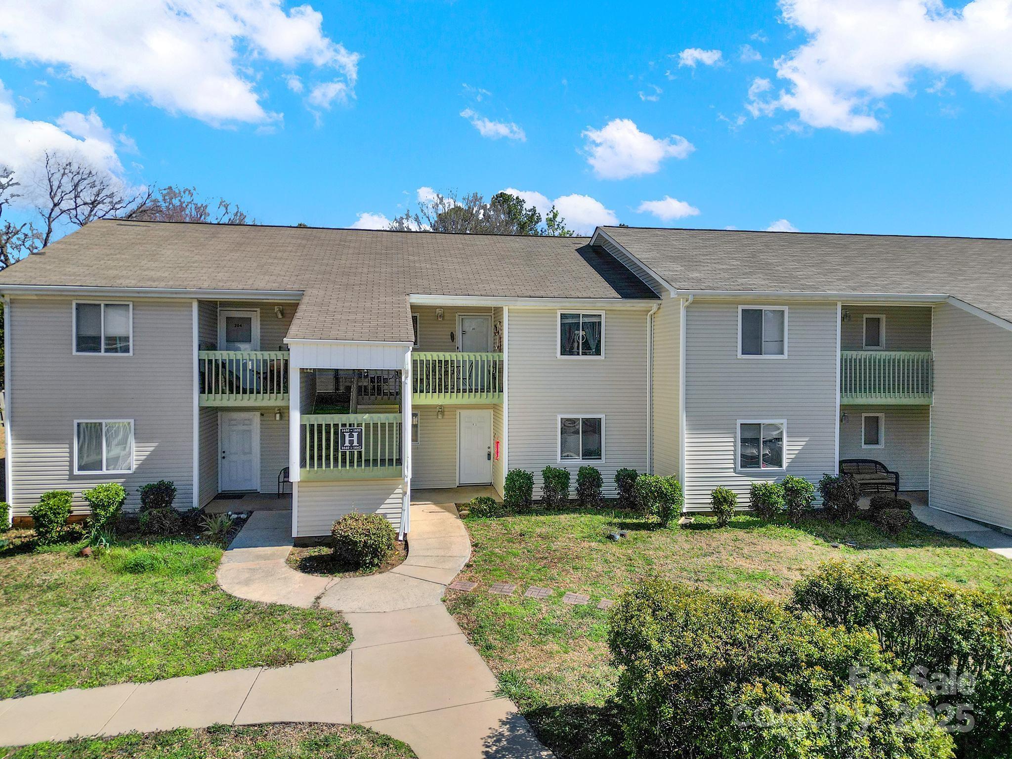 1642 Eagles Place Unit H-103 Property Photo