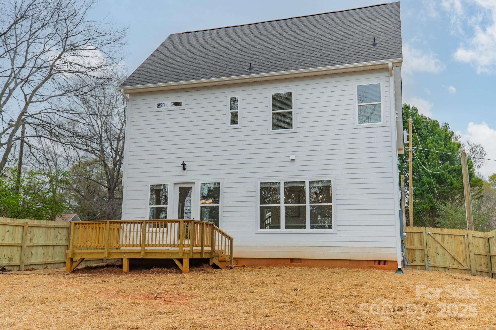 576 Reid Street Property Photo 36