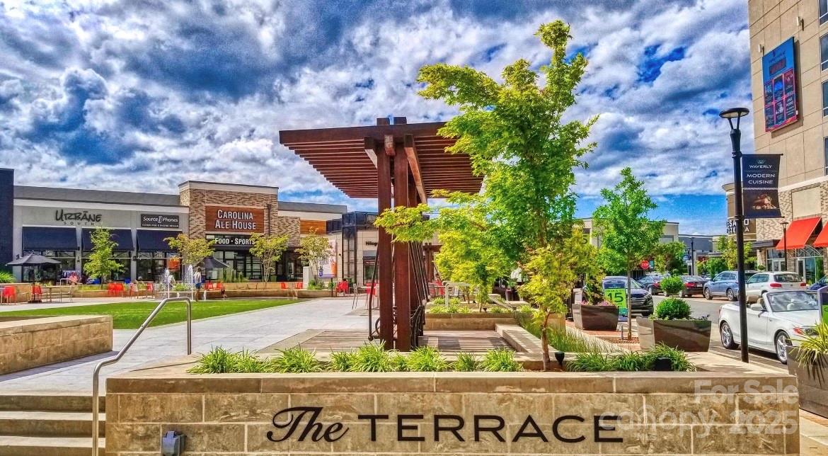 5672 Wrenfield Court Property Photo 40