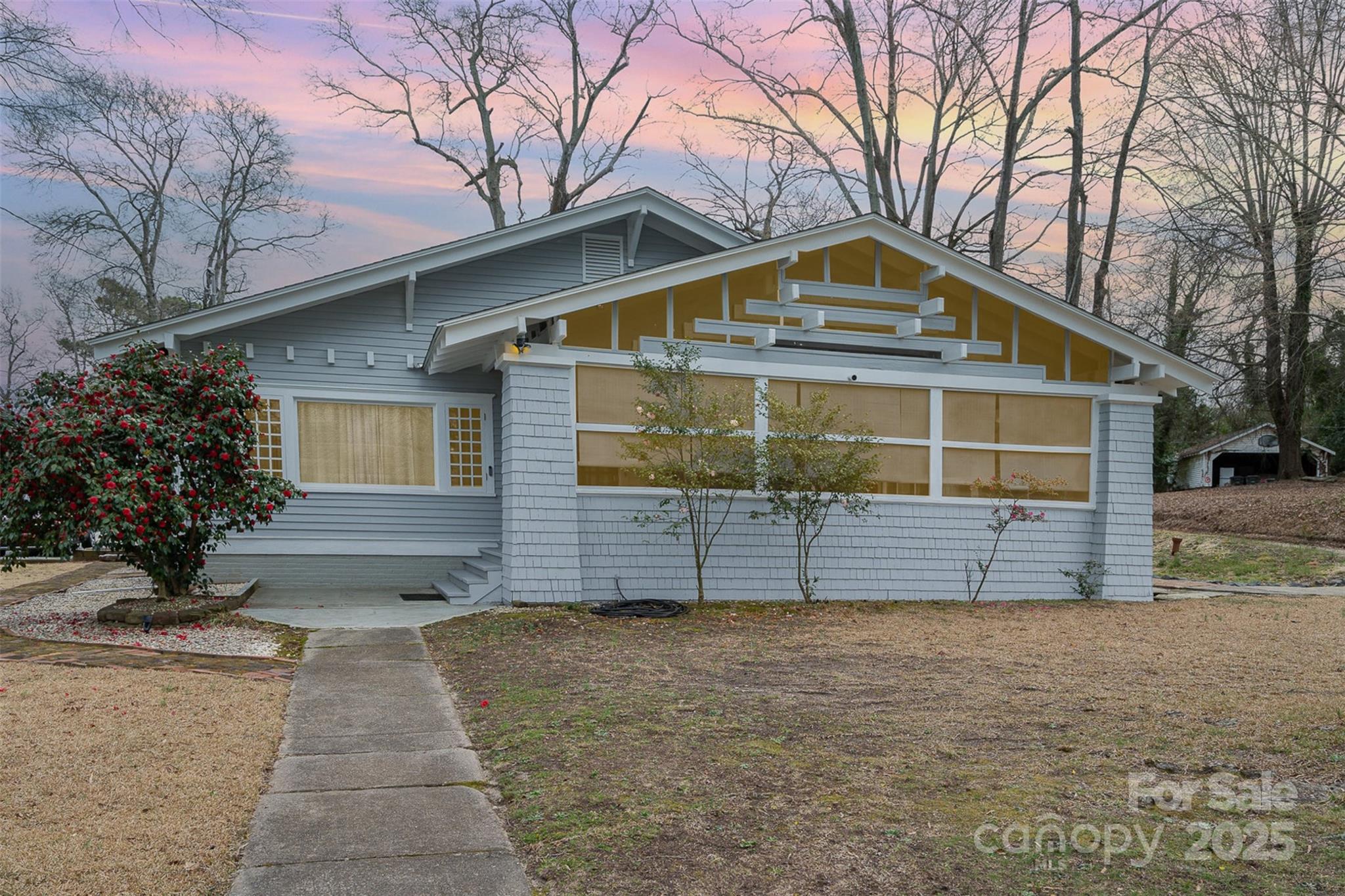 422 Lee Avenue Property Photo
