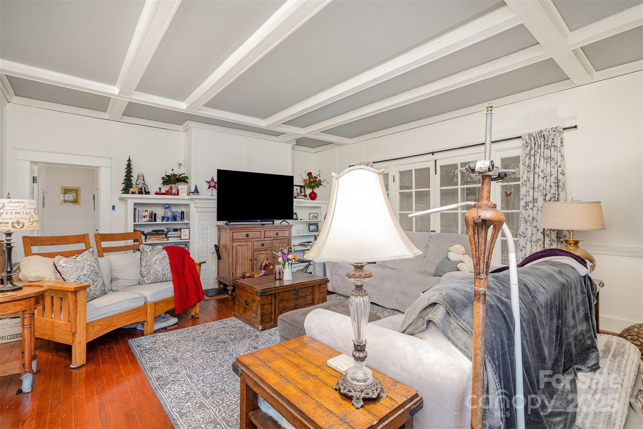 422 Lee Avenue Property Photo 8