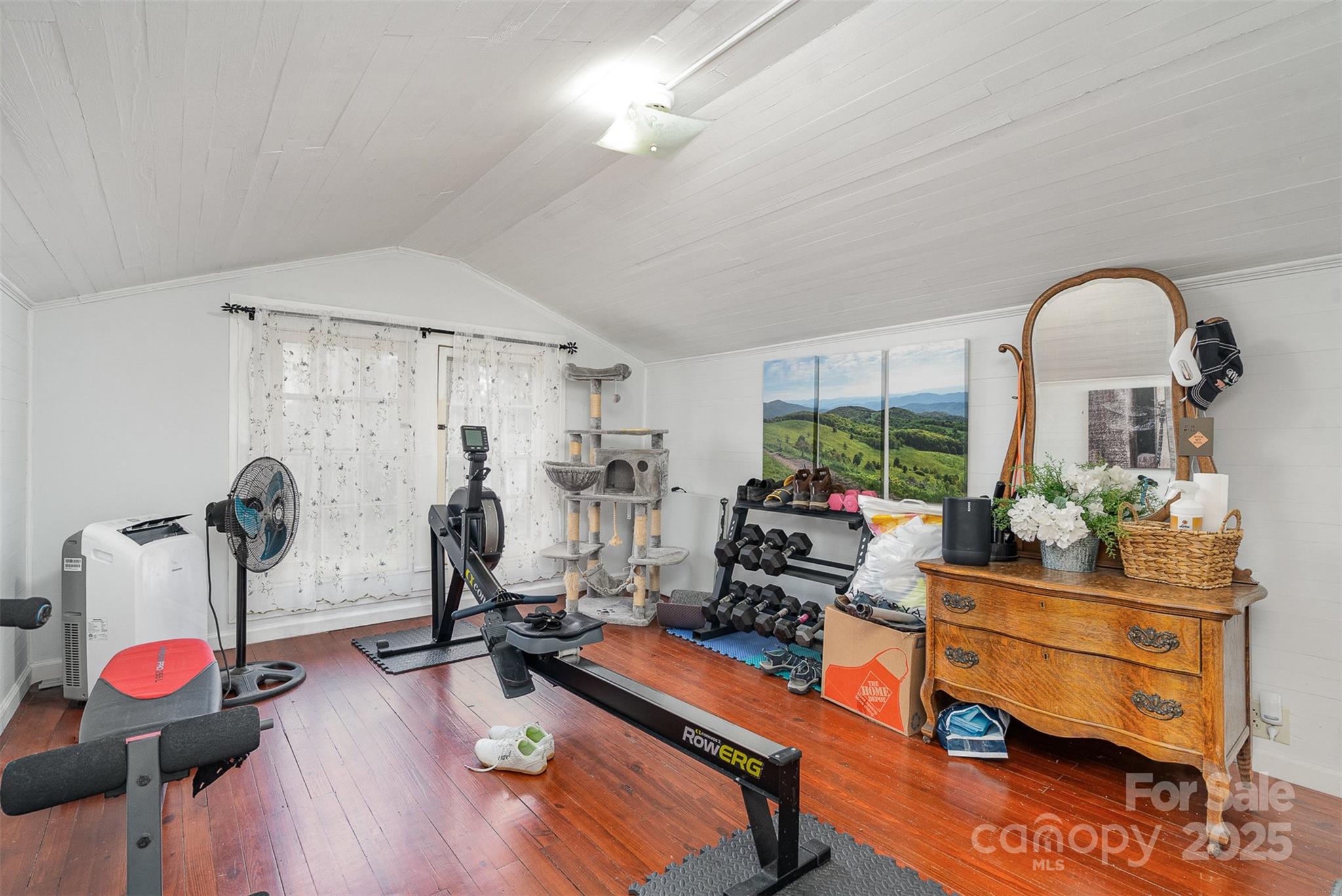 422 Lee Avenue Property Photo 22