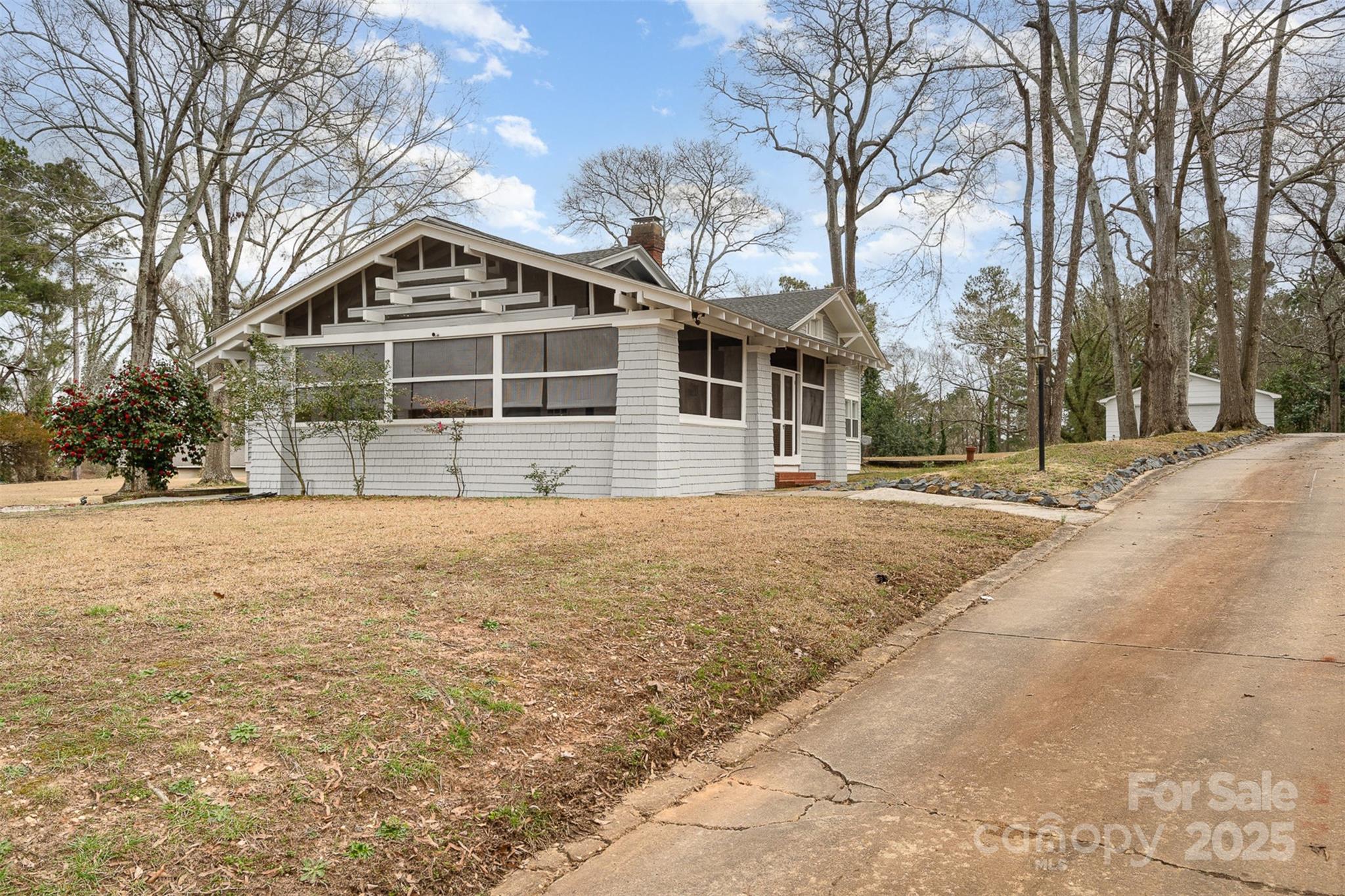 422 Lee Avenue Property Photo 27