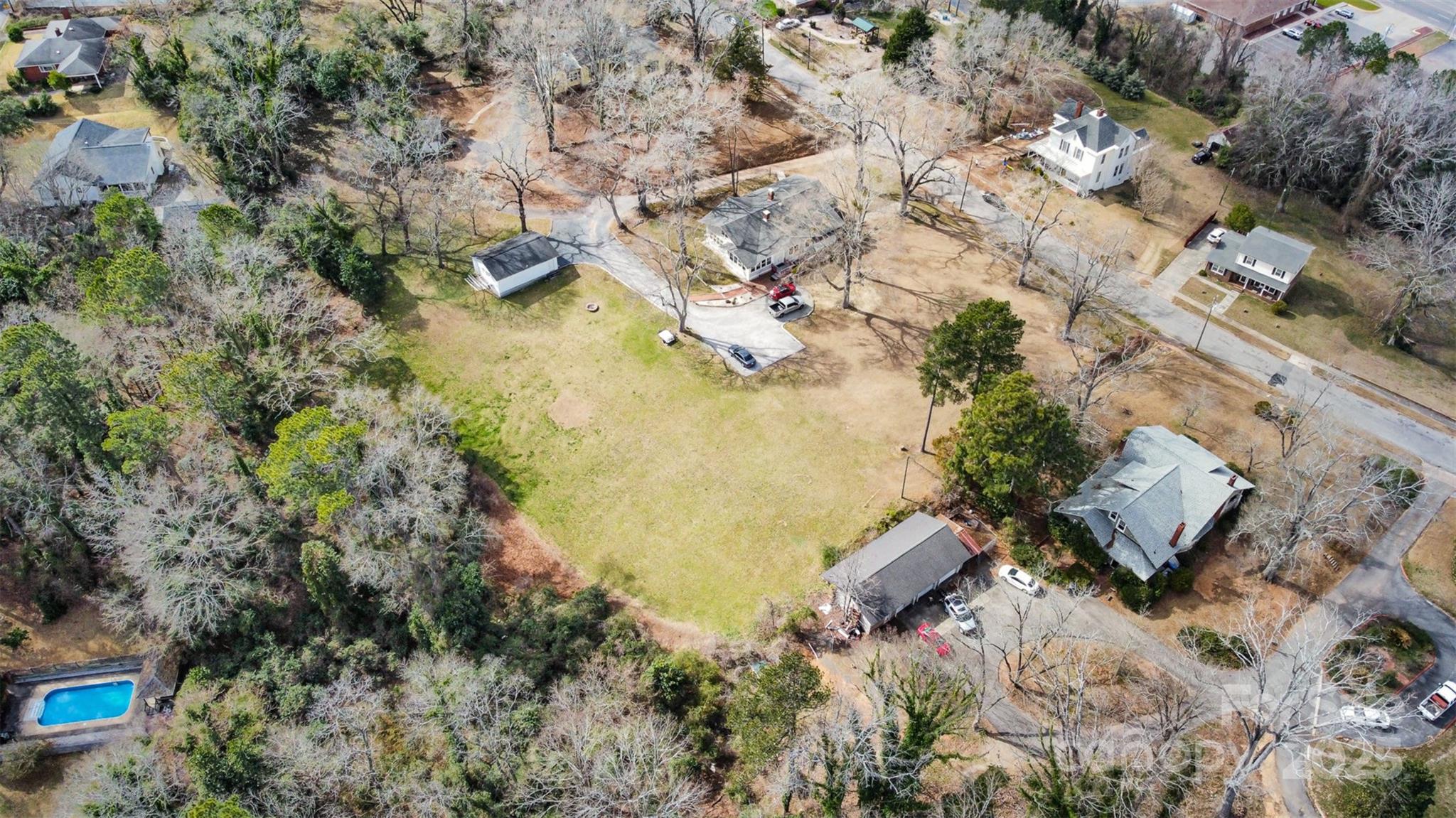 422 Lee Avenue Property Photo 34