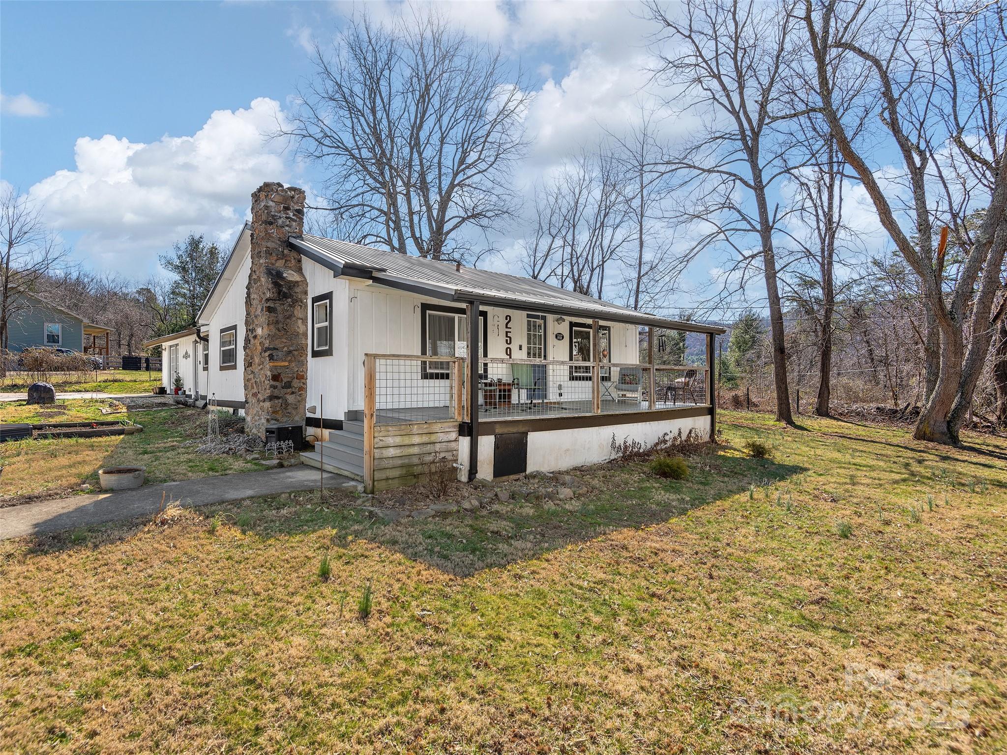 259 Herron Cove Road Property Photo