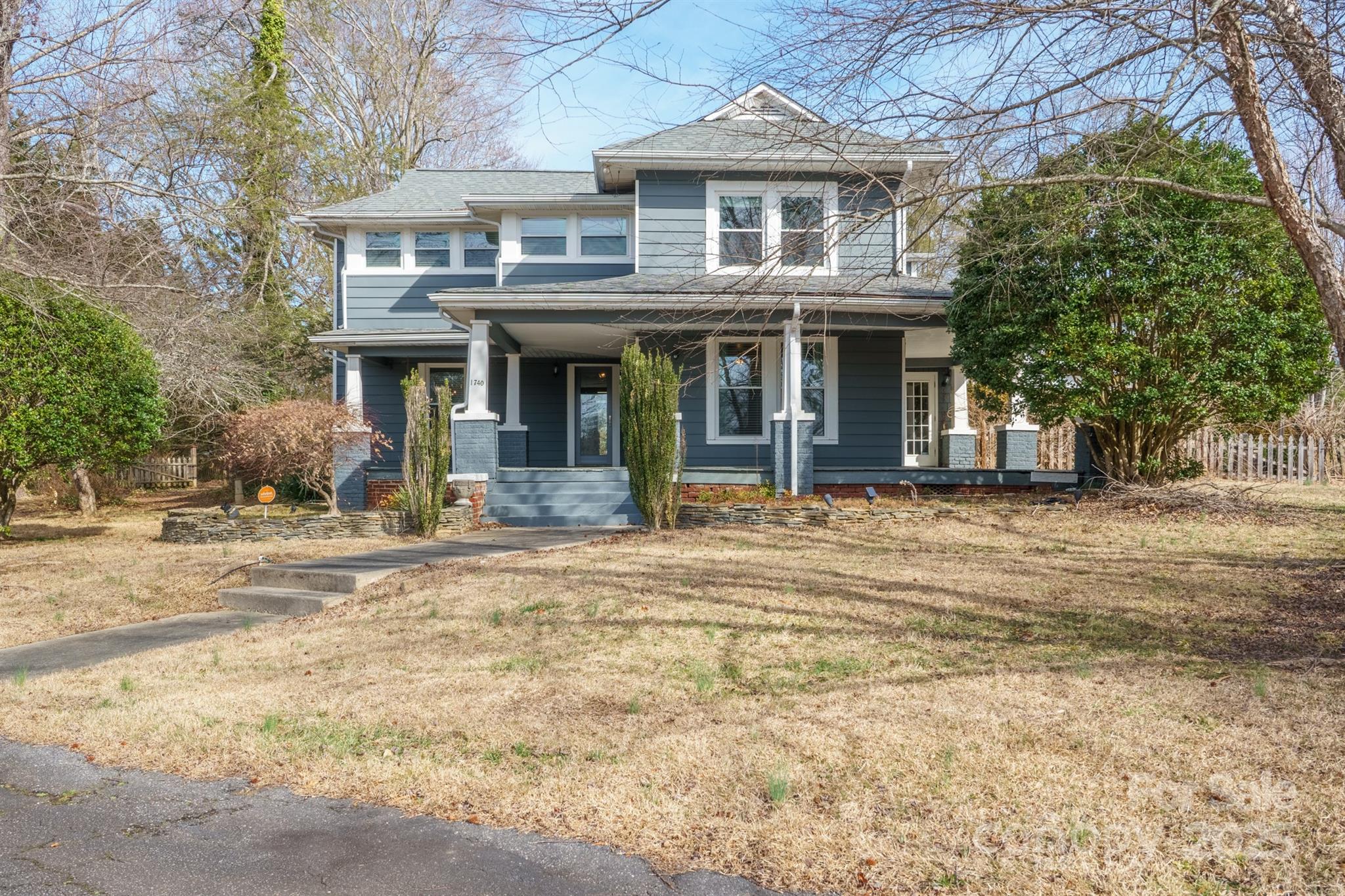 1740 12th Street Drive Property Photo