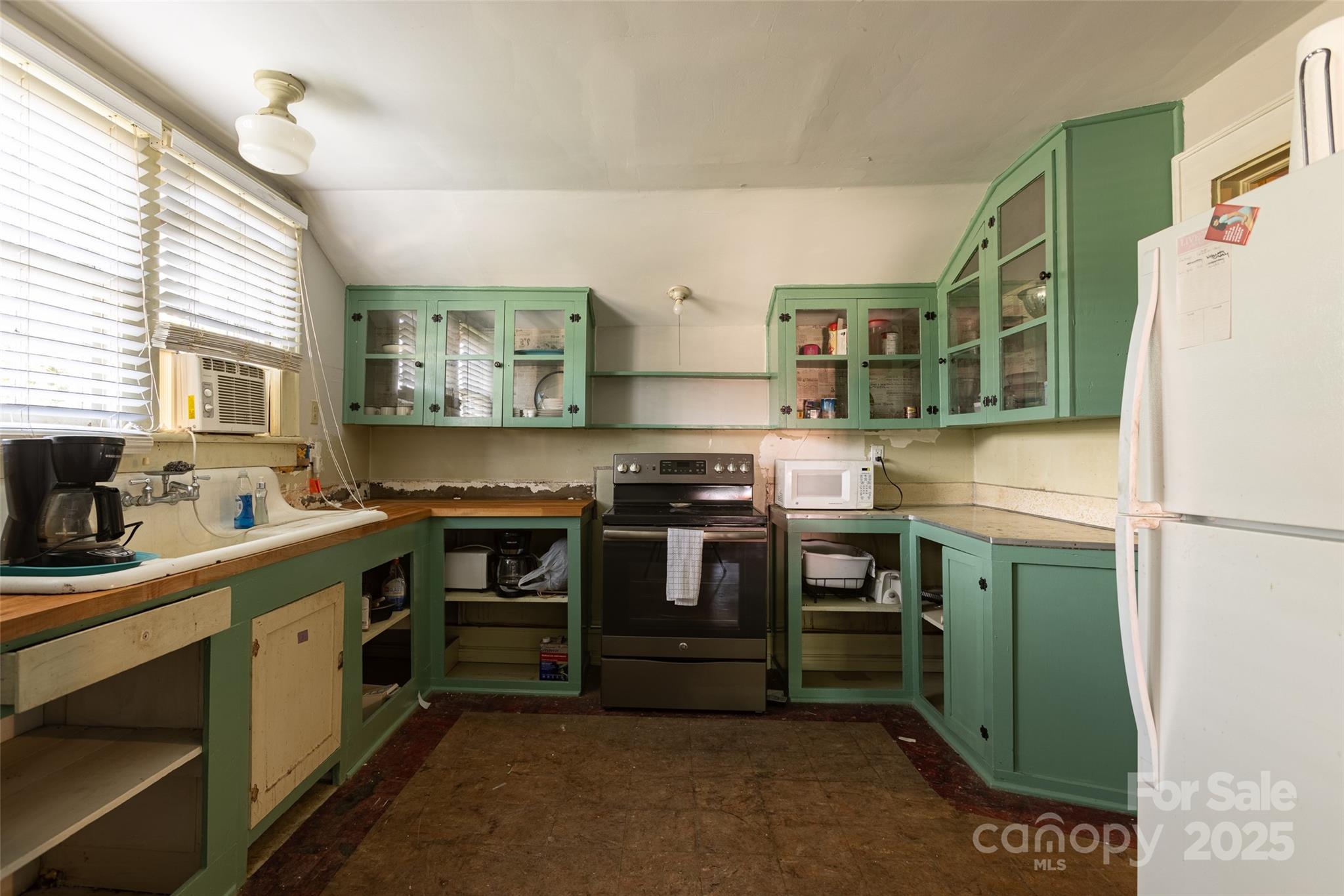 514 Lafayette Street Property Photo 22