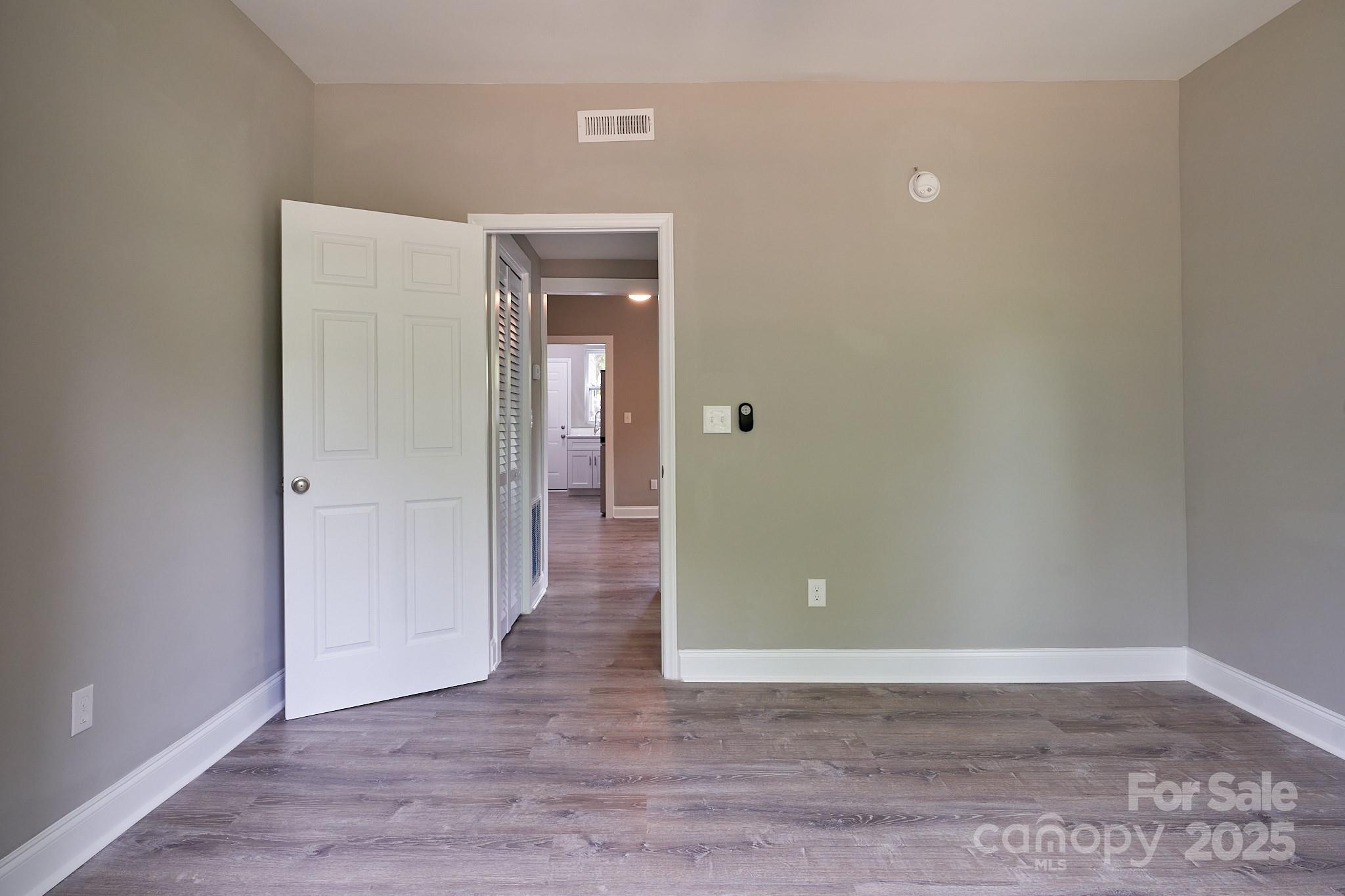 217 Circle Avenue Property Photo 5