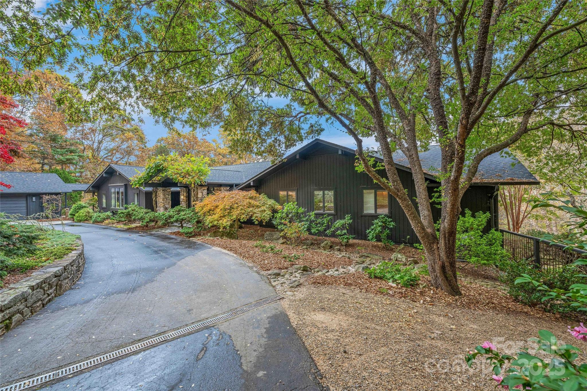7 Parkview Drive Property Photo 1