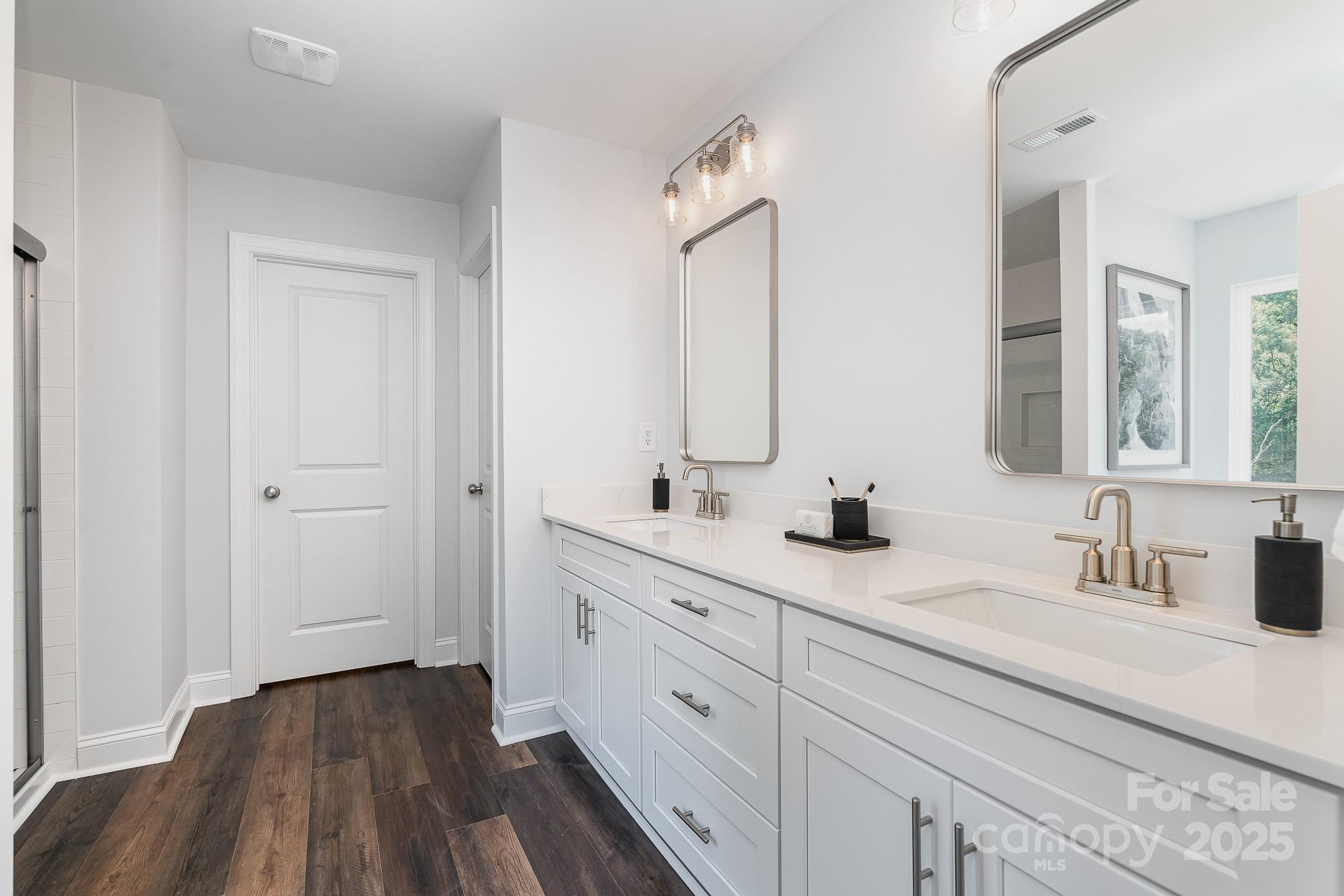 1809 Country Club Road Property Photo 17