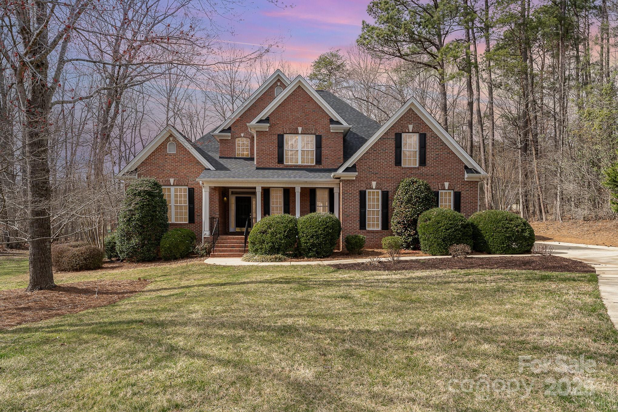 916 Troublesome Creek Drive Property Photo