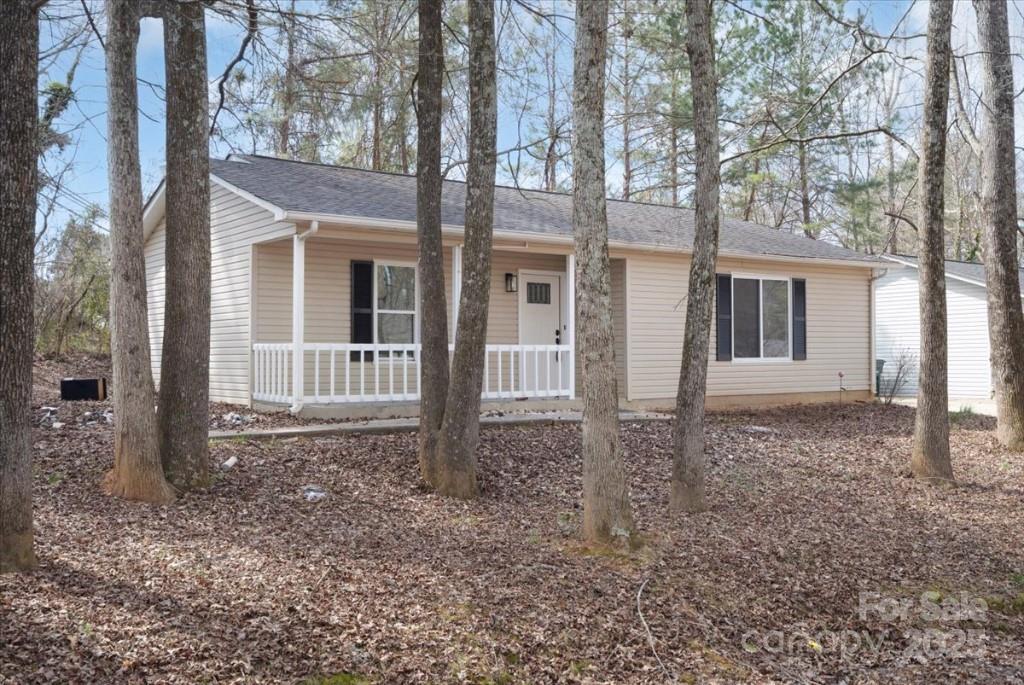 207 American Drive Property Photo