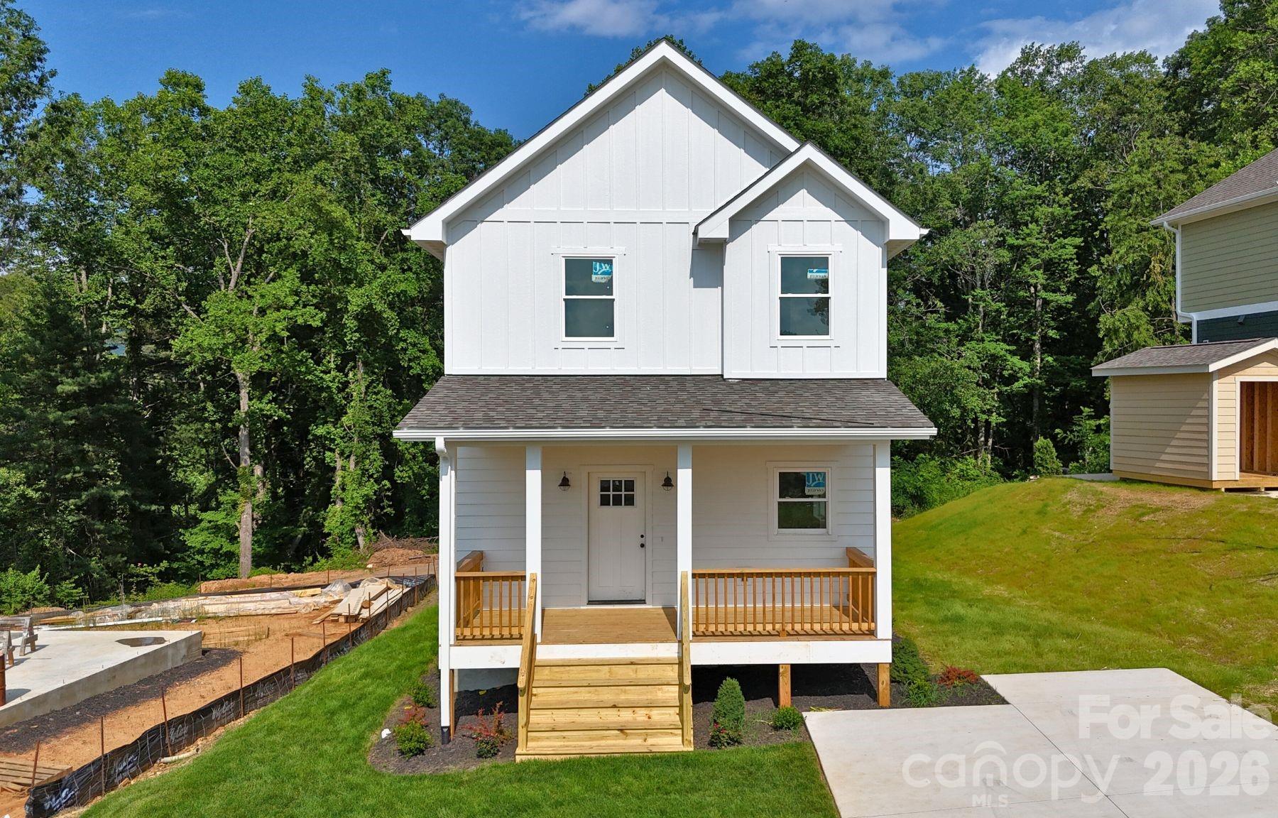 33 Loblolly Lane Property Photo 1