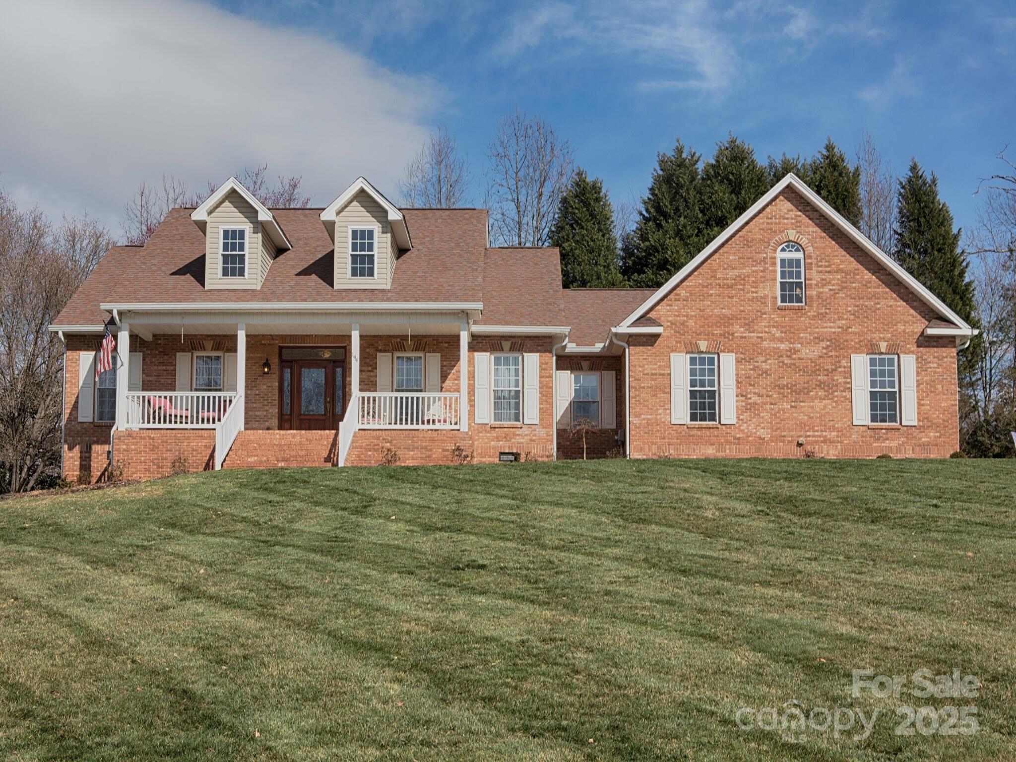 144 Grandview Drive Property Photo