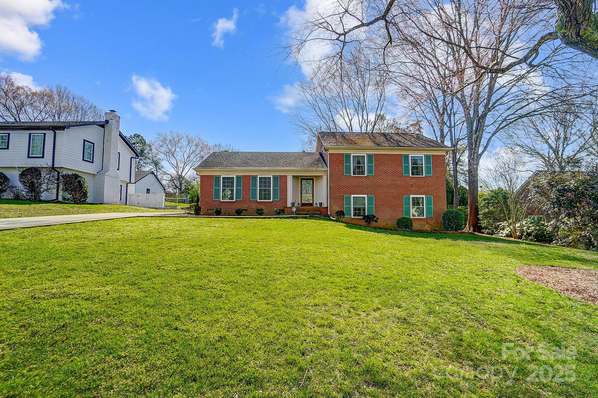1301 Old Farm Road Property Photo 1