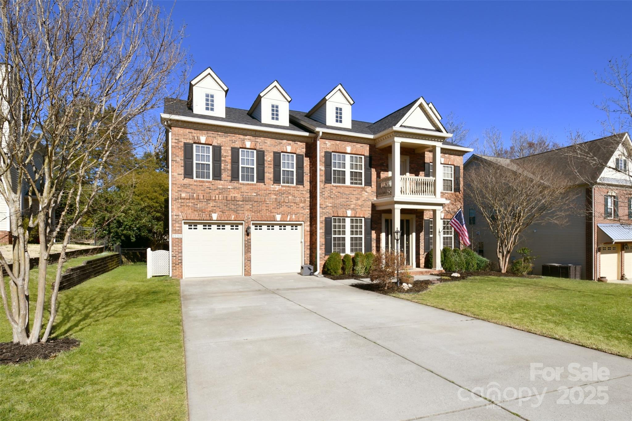 1590 Abercorn Street Property Photo
